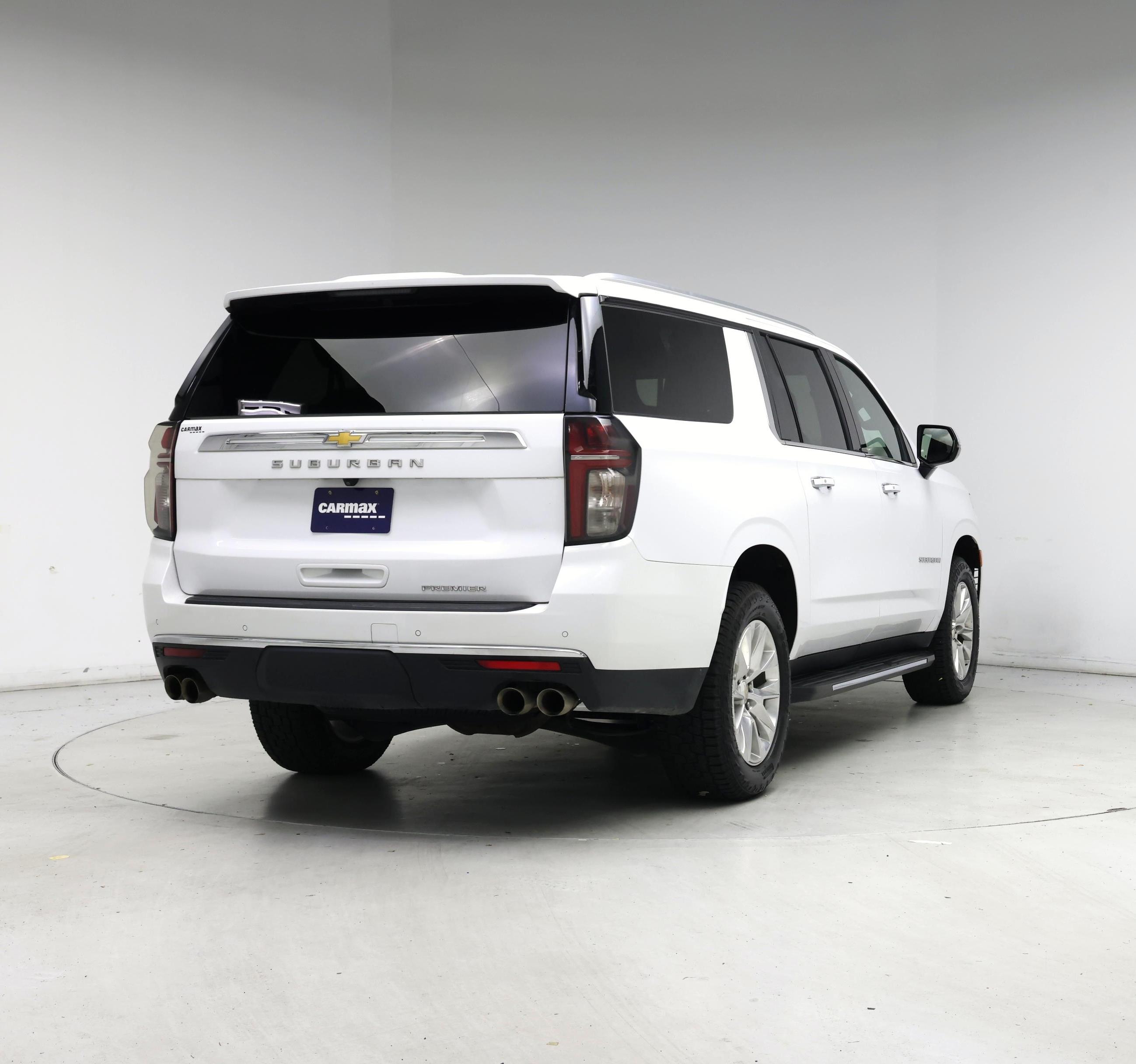 Thumbnail: 2023 Chevrolet Suburban - 8