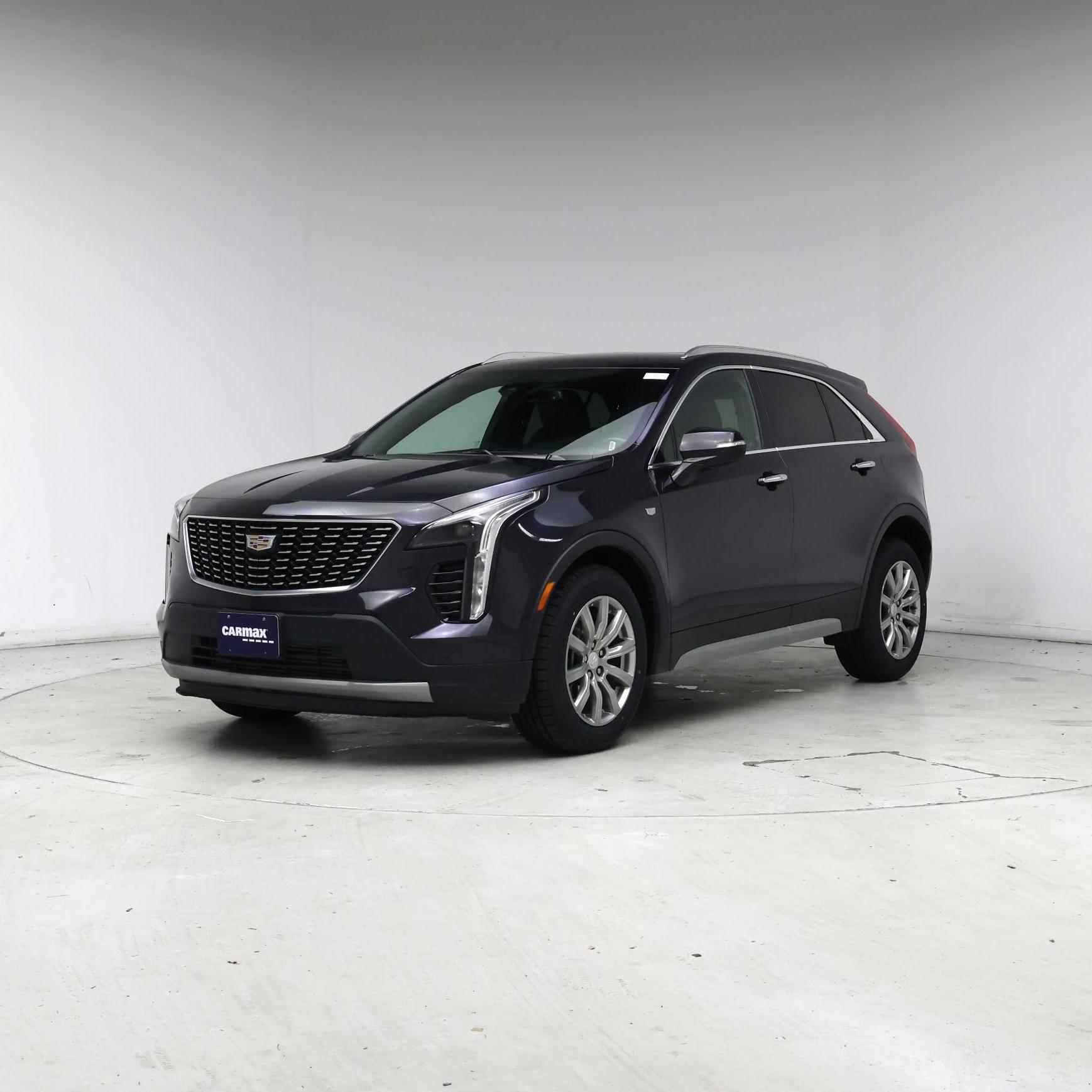 Thumbnail: 2023 Cadillac XT4 - 4