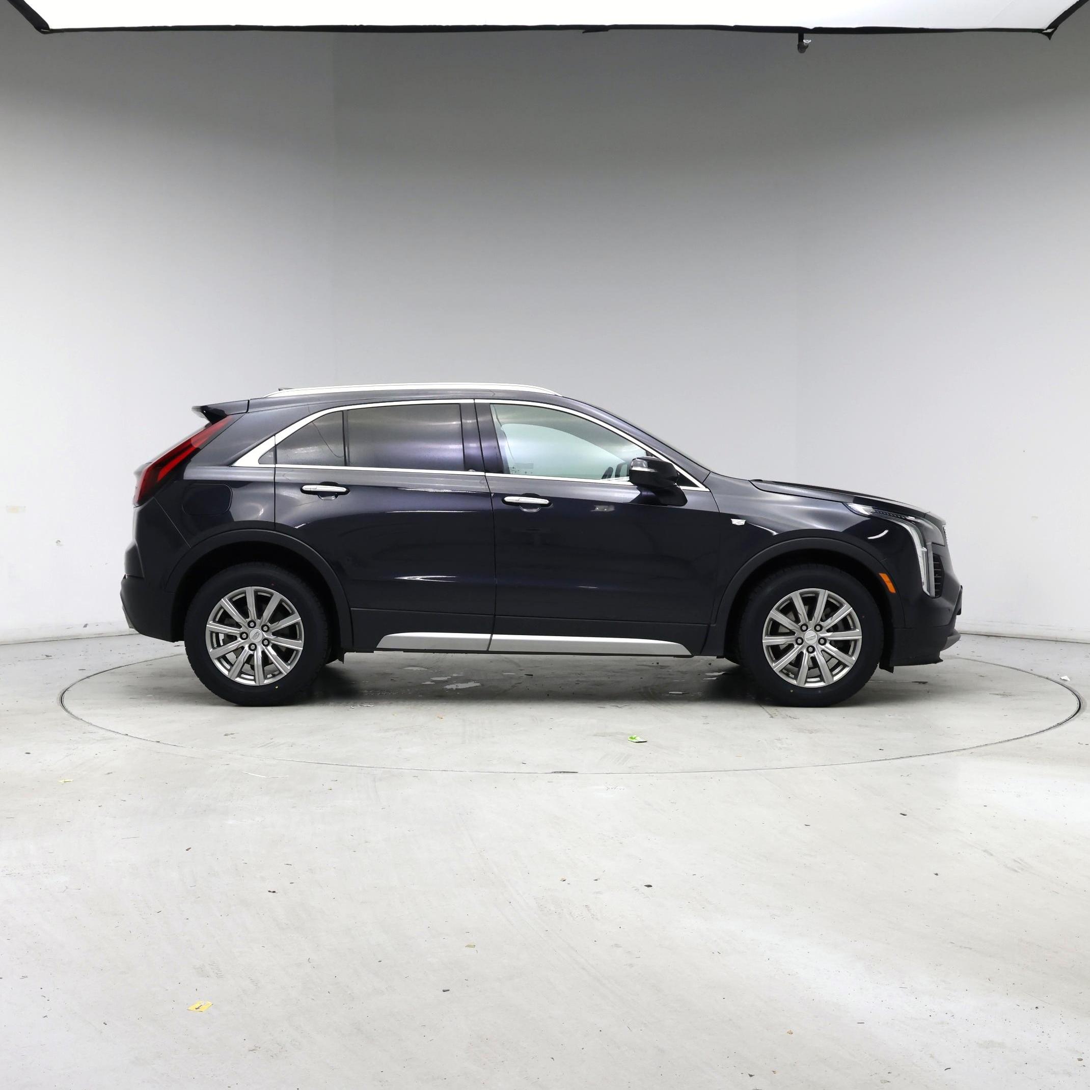 Thumbnail: 2023 Cadillac XT4 - 7