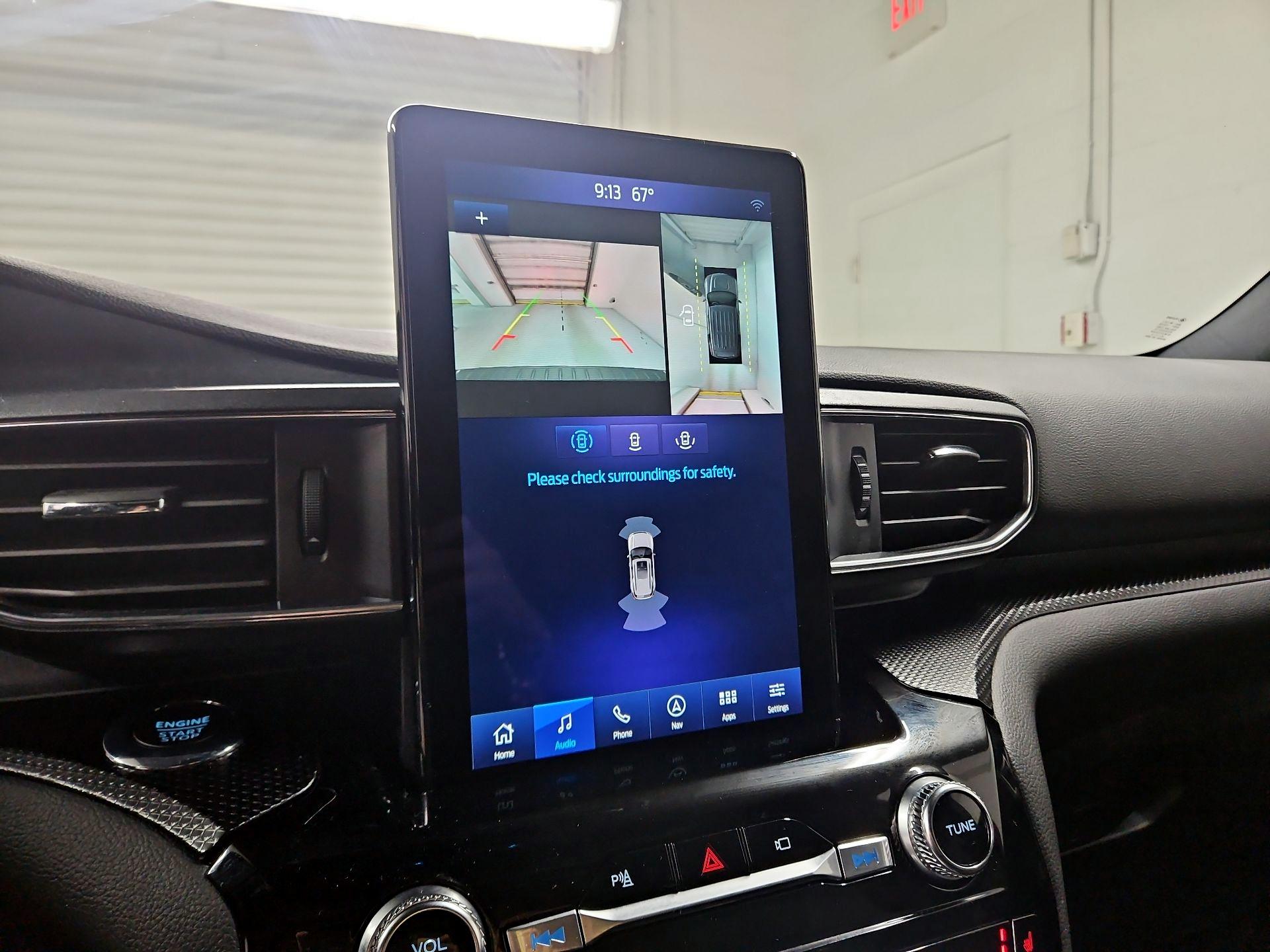 Thumbnail: 2022 Ford Explorer - 15