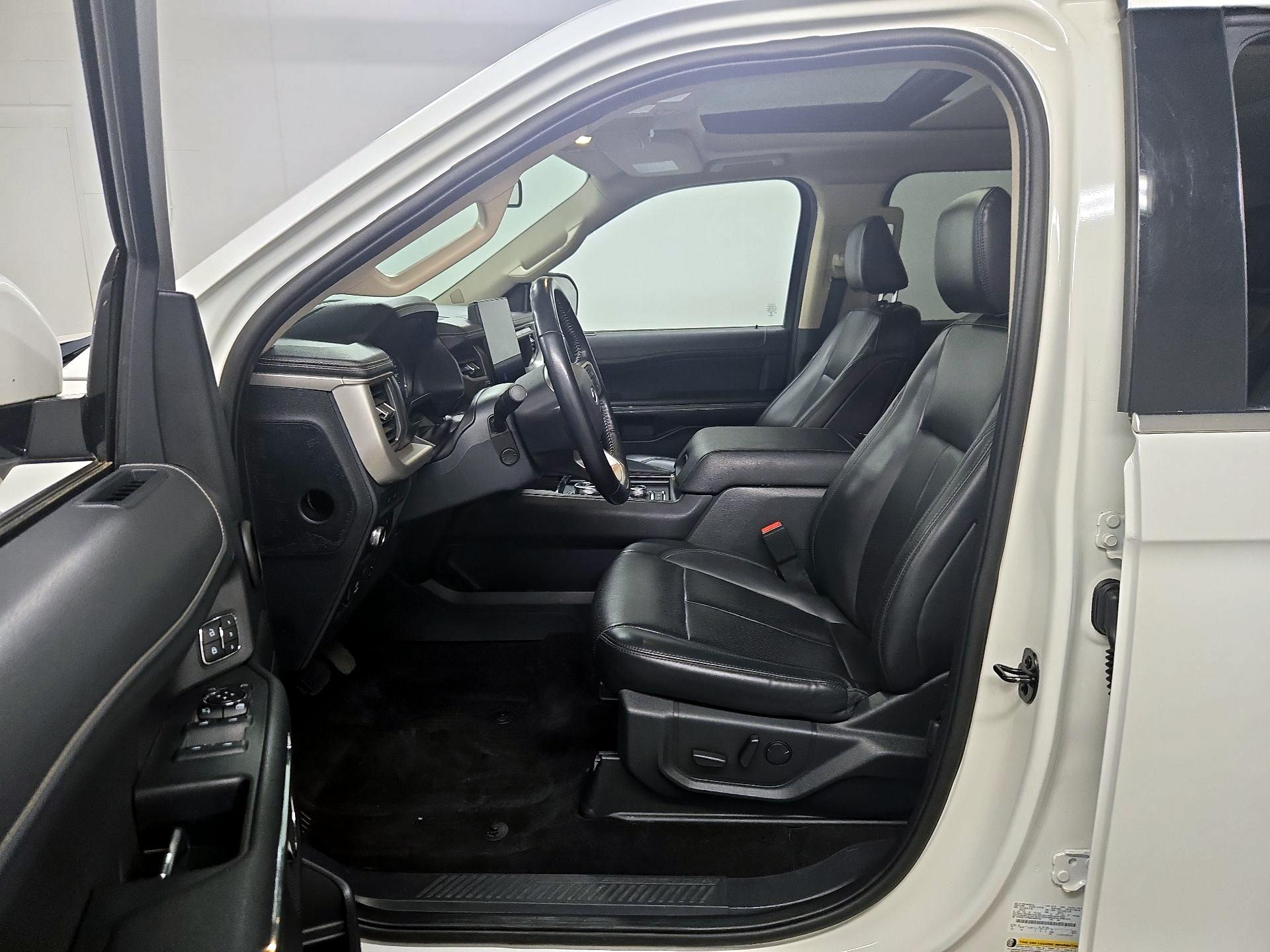 Thumbnail: 2022 Ford Expedition MAX - 11