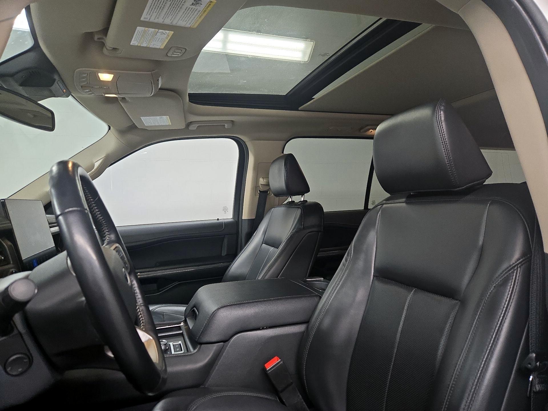 Thumbnail: 2022 Ford Expedition MAX - 20