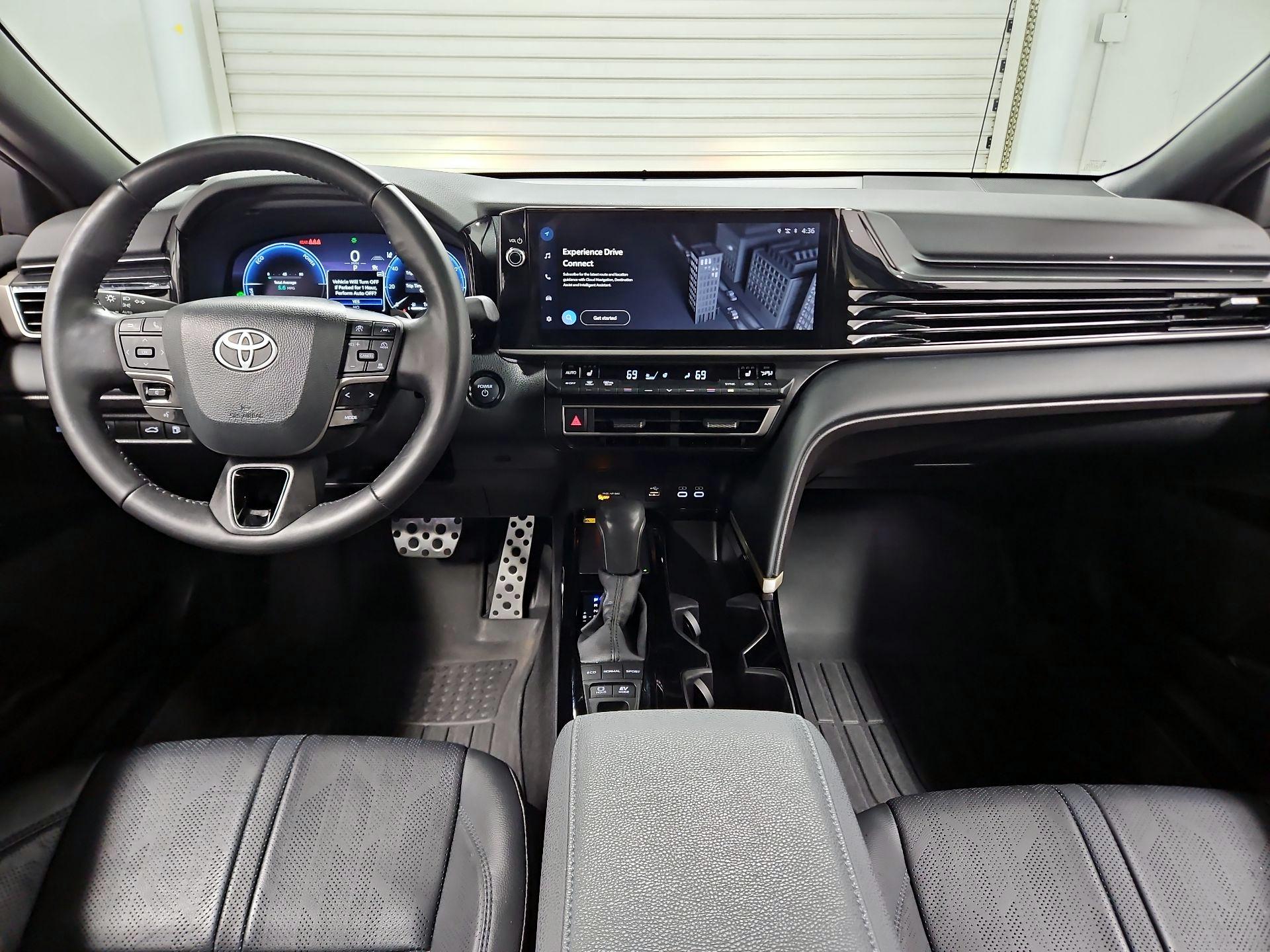 Thumbnail: 2025 Toyota Camry - 9