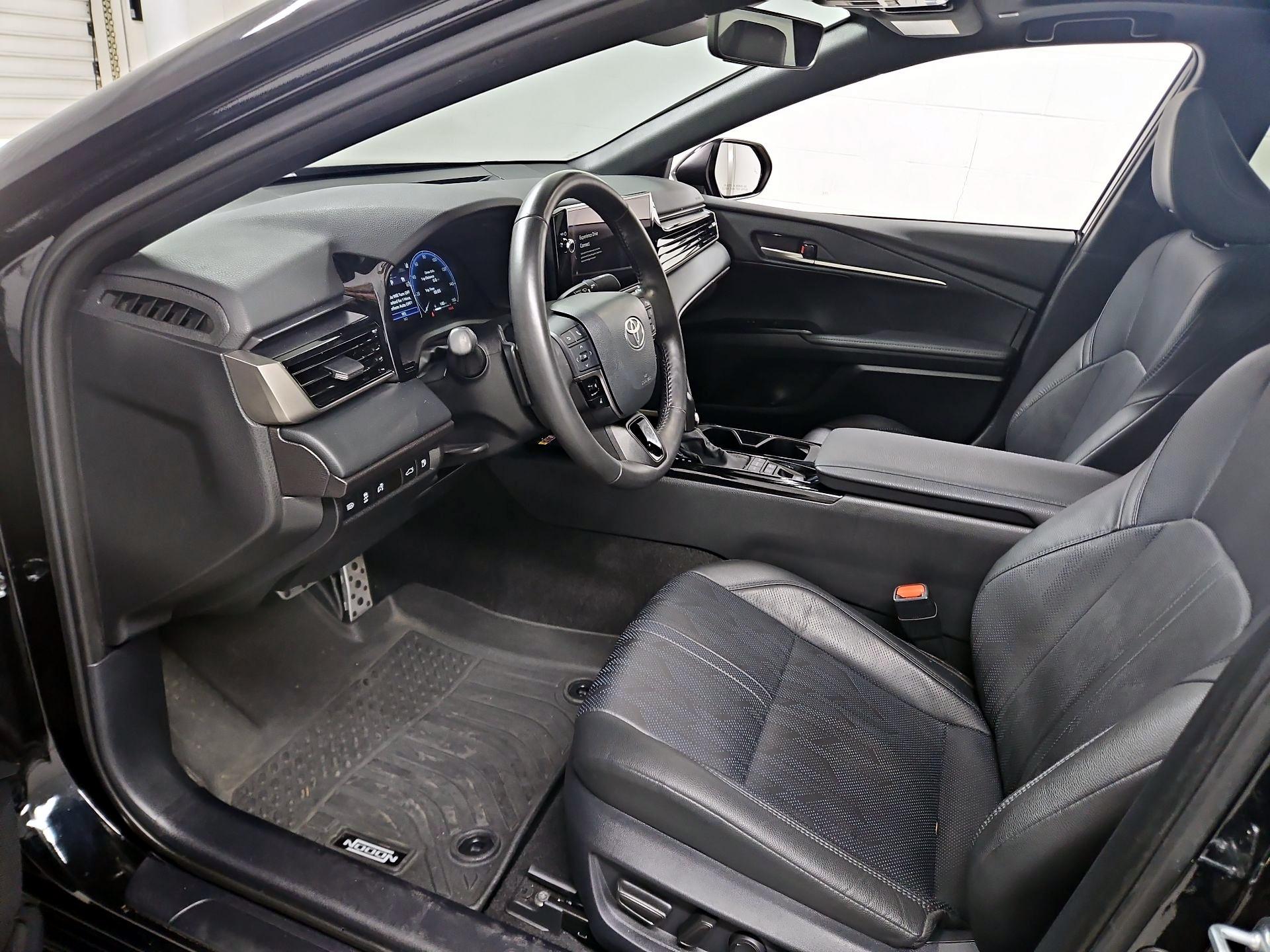 Thumbnail: 2025 Toyota Camry - 11