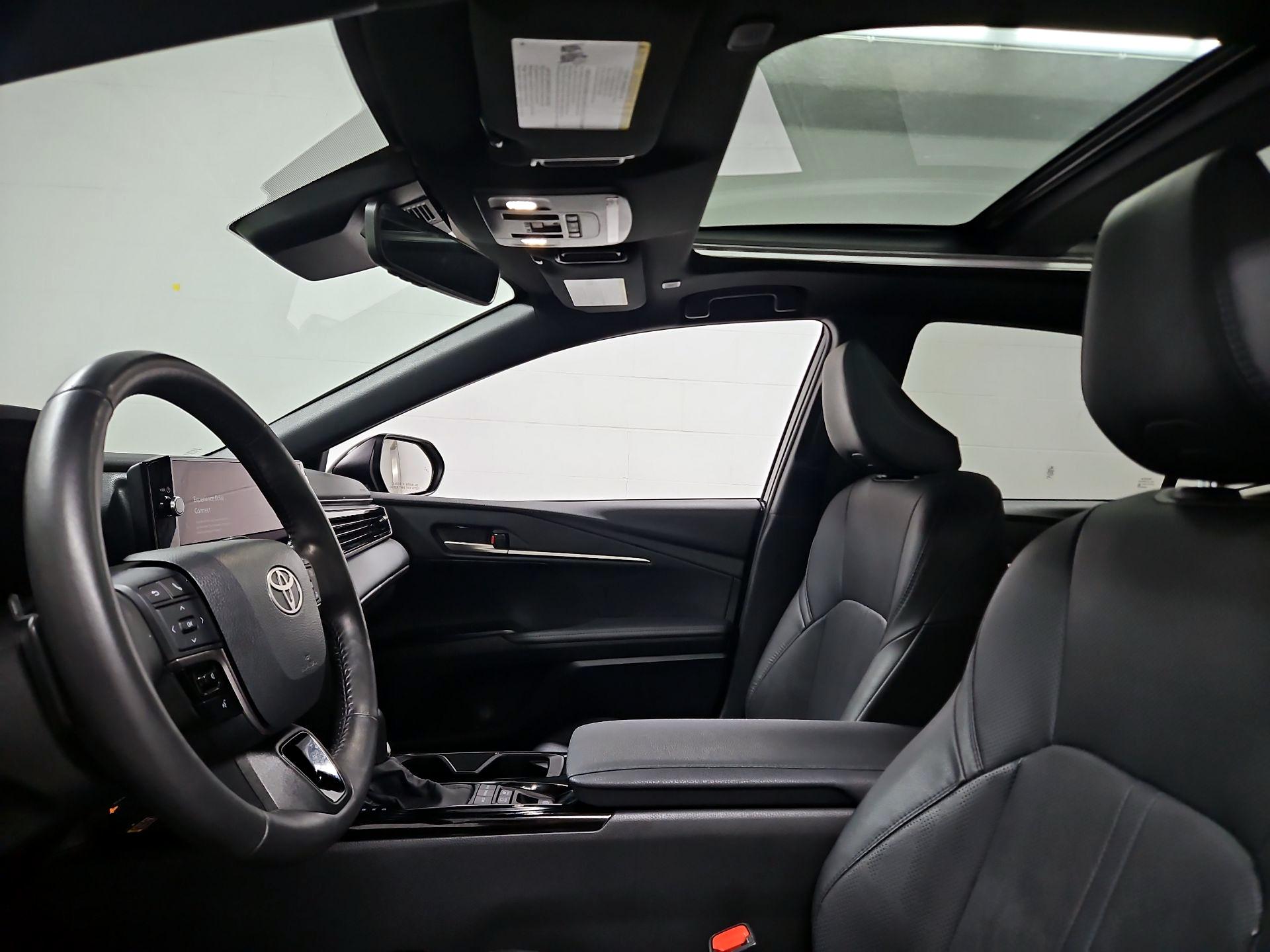 Thumbnail: 2025 Toyota Camry - 19