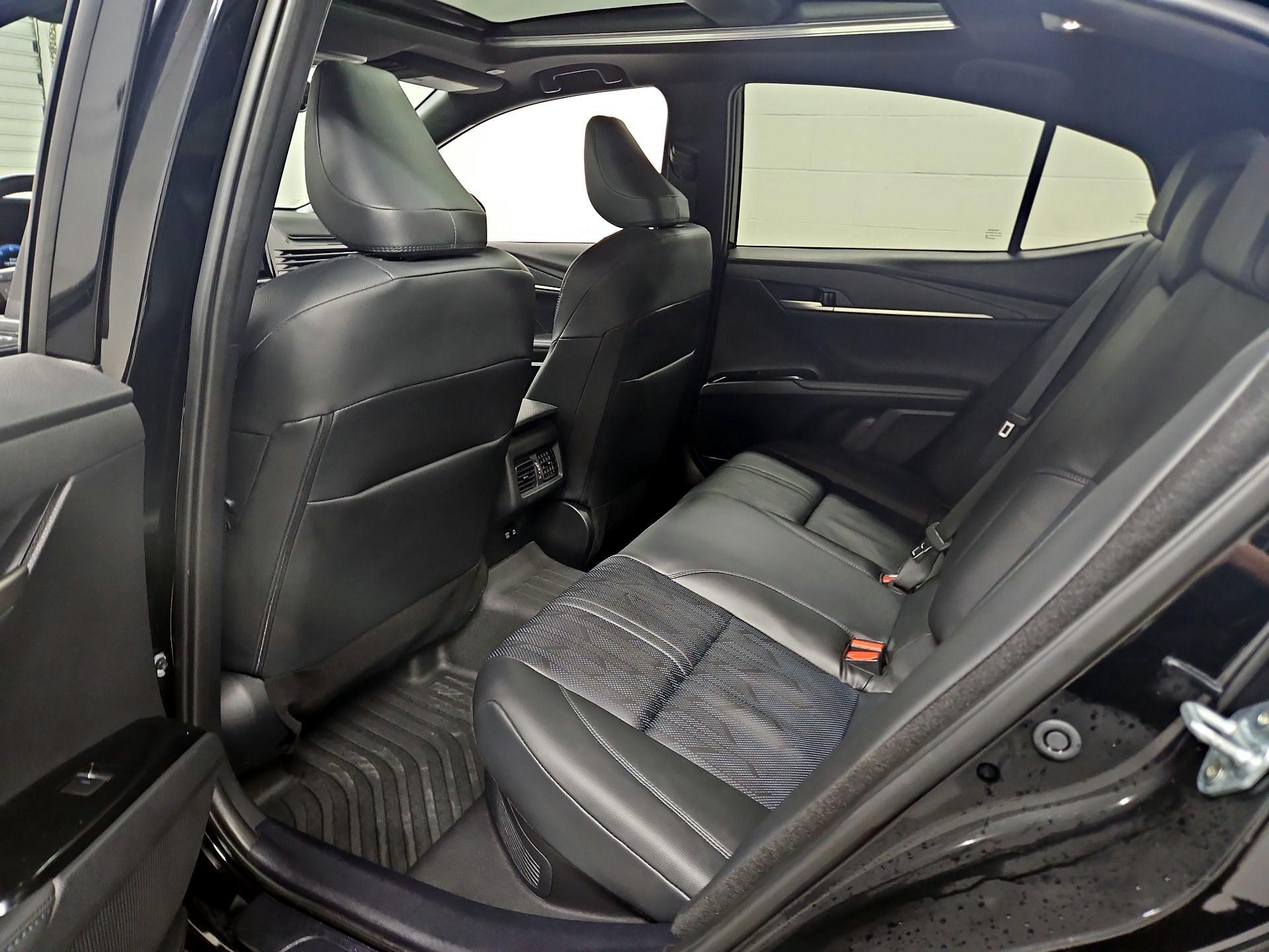 Thumbnail: 2025 Toyota Camry - 20