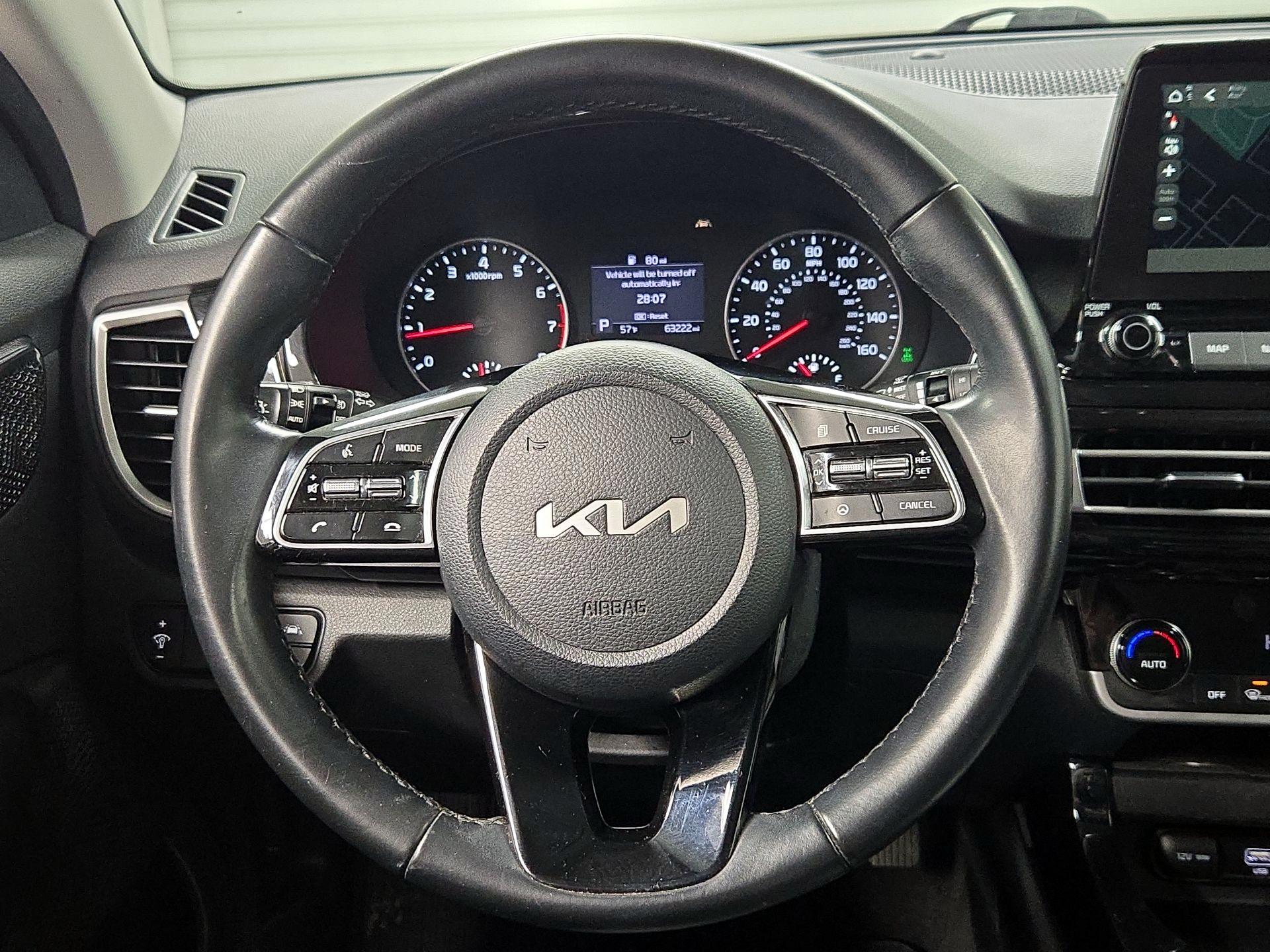 Thumbnail: 2022 Kia Seltos - 10