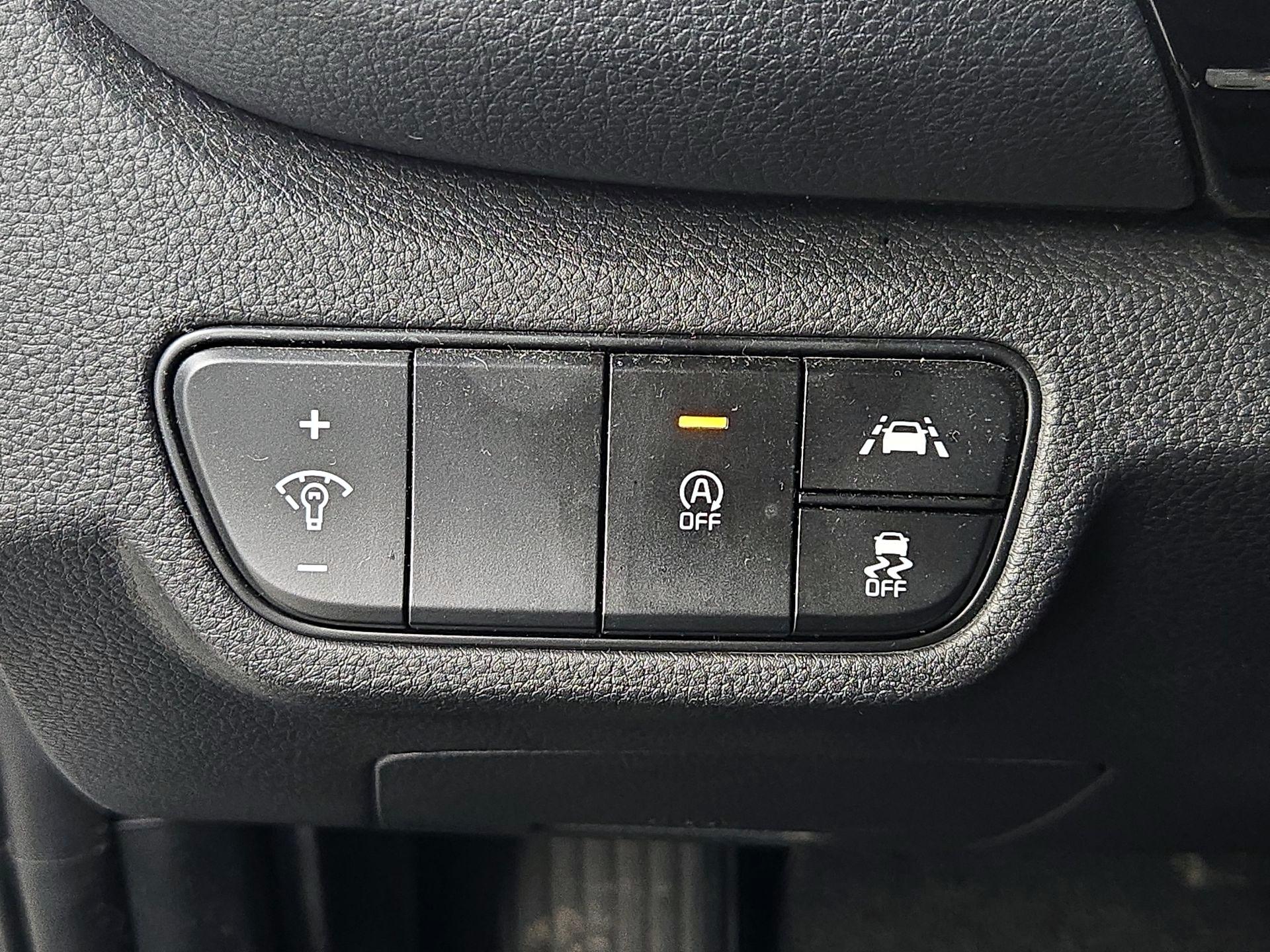 Thumbnail: 2022 Kia Seltos - 13