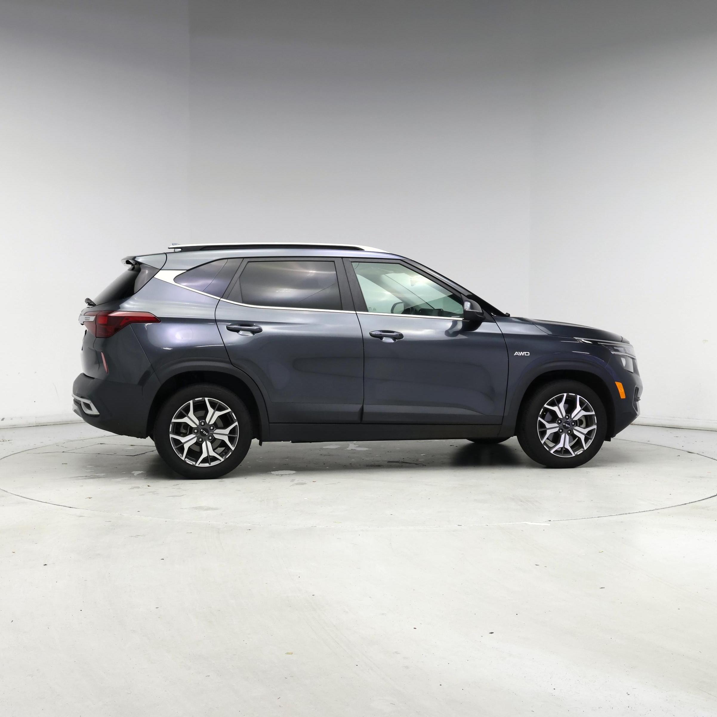 Thumbnail: 2022 Kia Seltos - 7