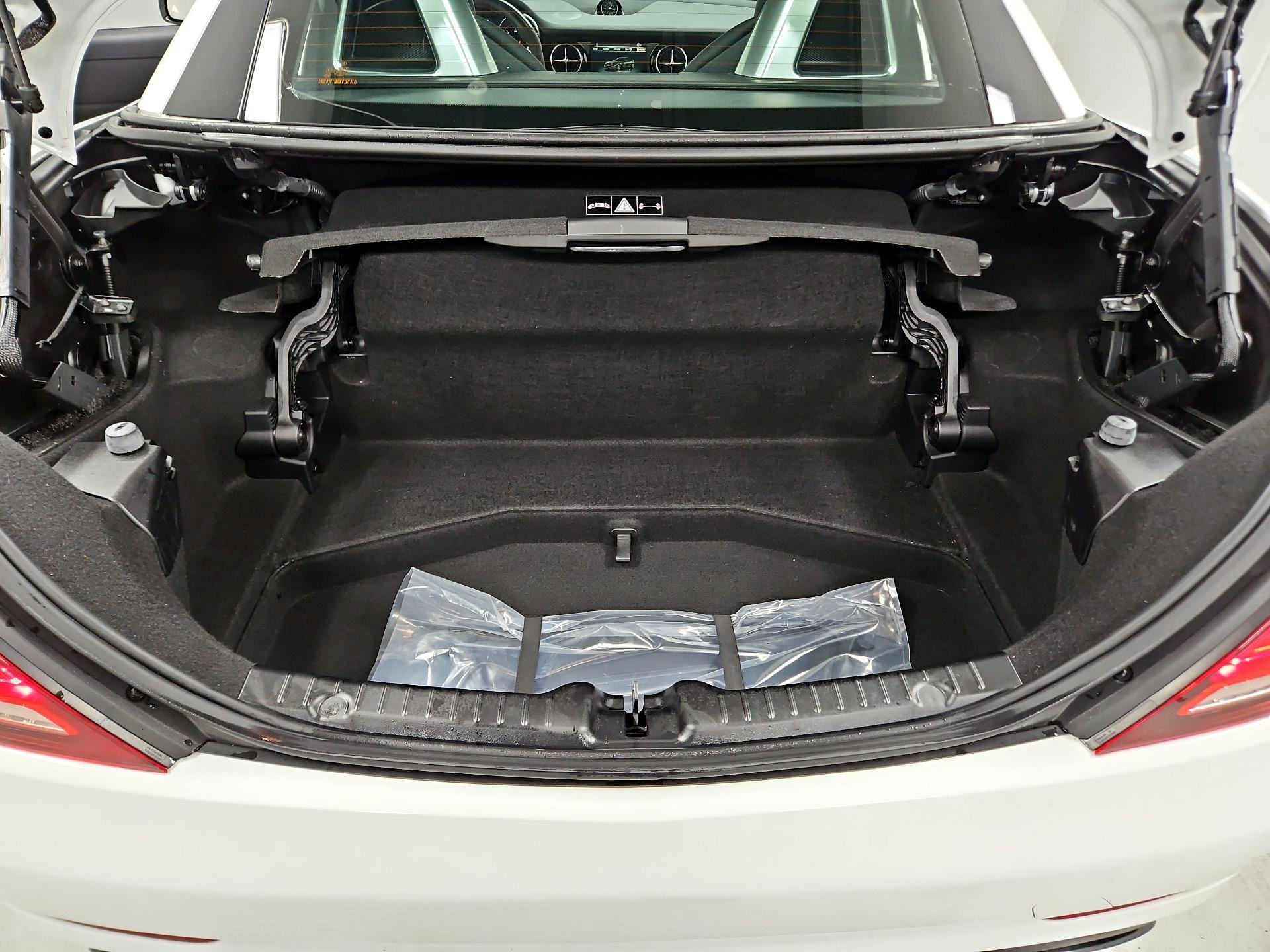 Thumbnail: 2017 Mercedes-Benz SL-Class - 20