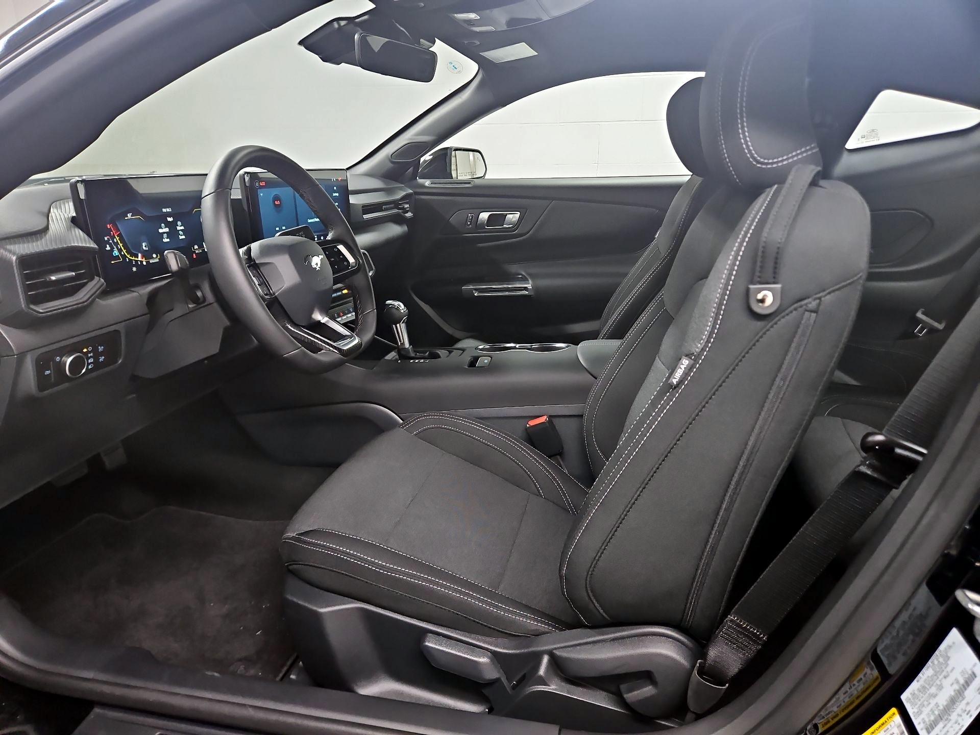 Thumbnail: 2025 Ford Mustang - 11