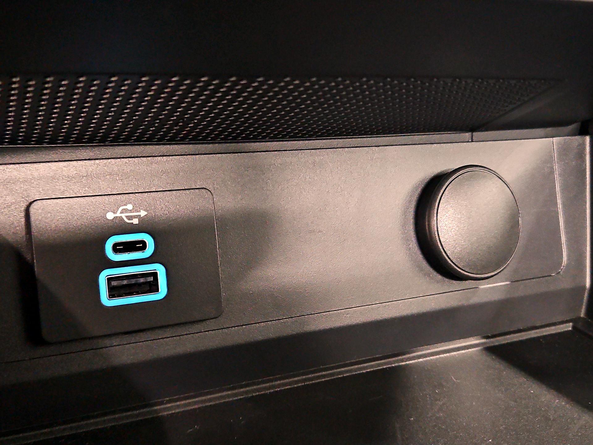 Thumbnail: 2025 Ford Mustang - 18