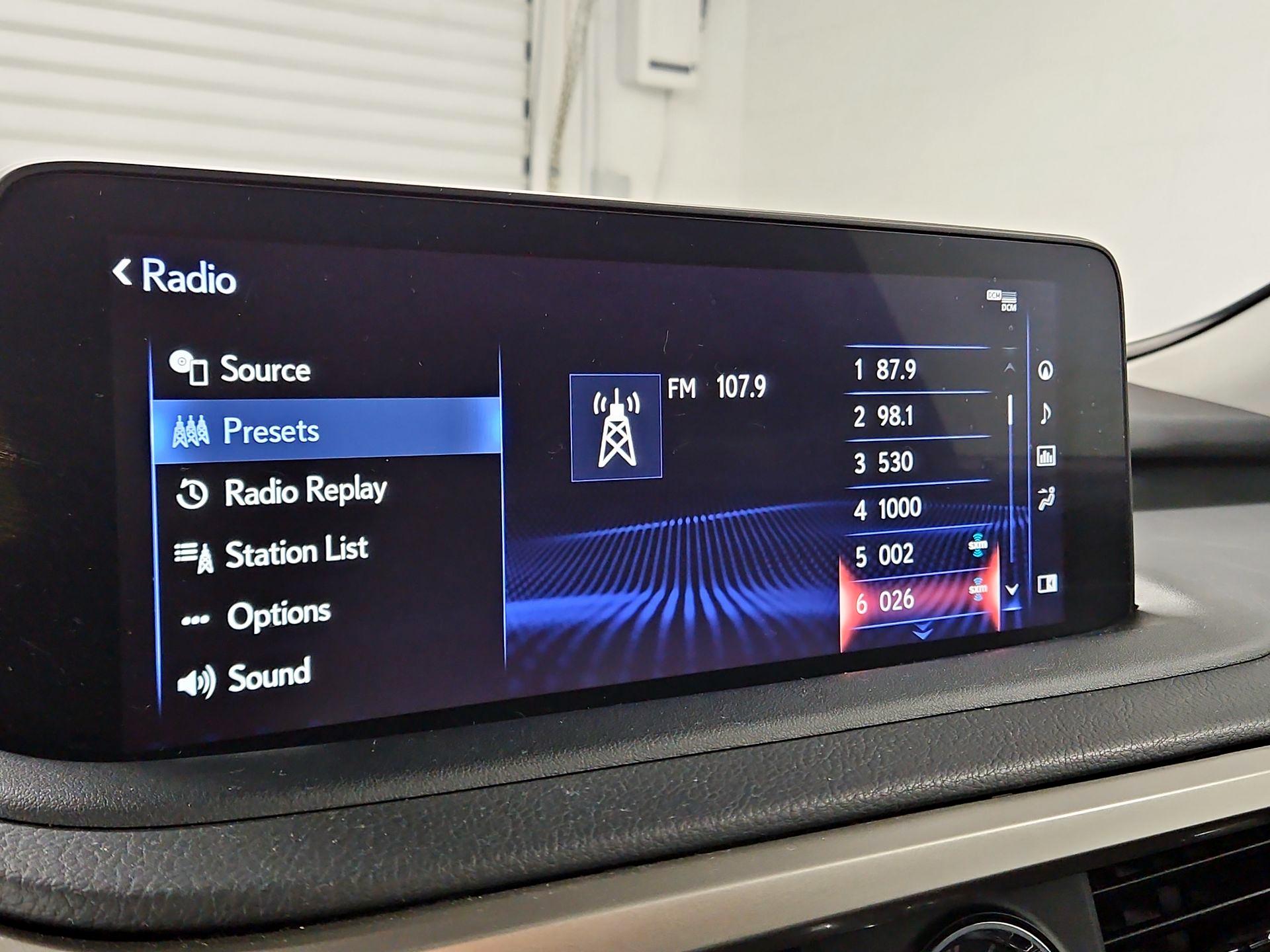 Thumbnail: 2021 Lexus RX - 16