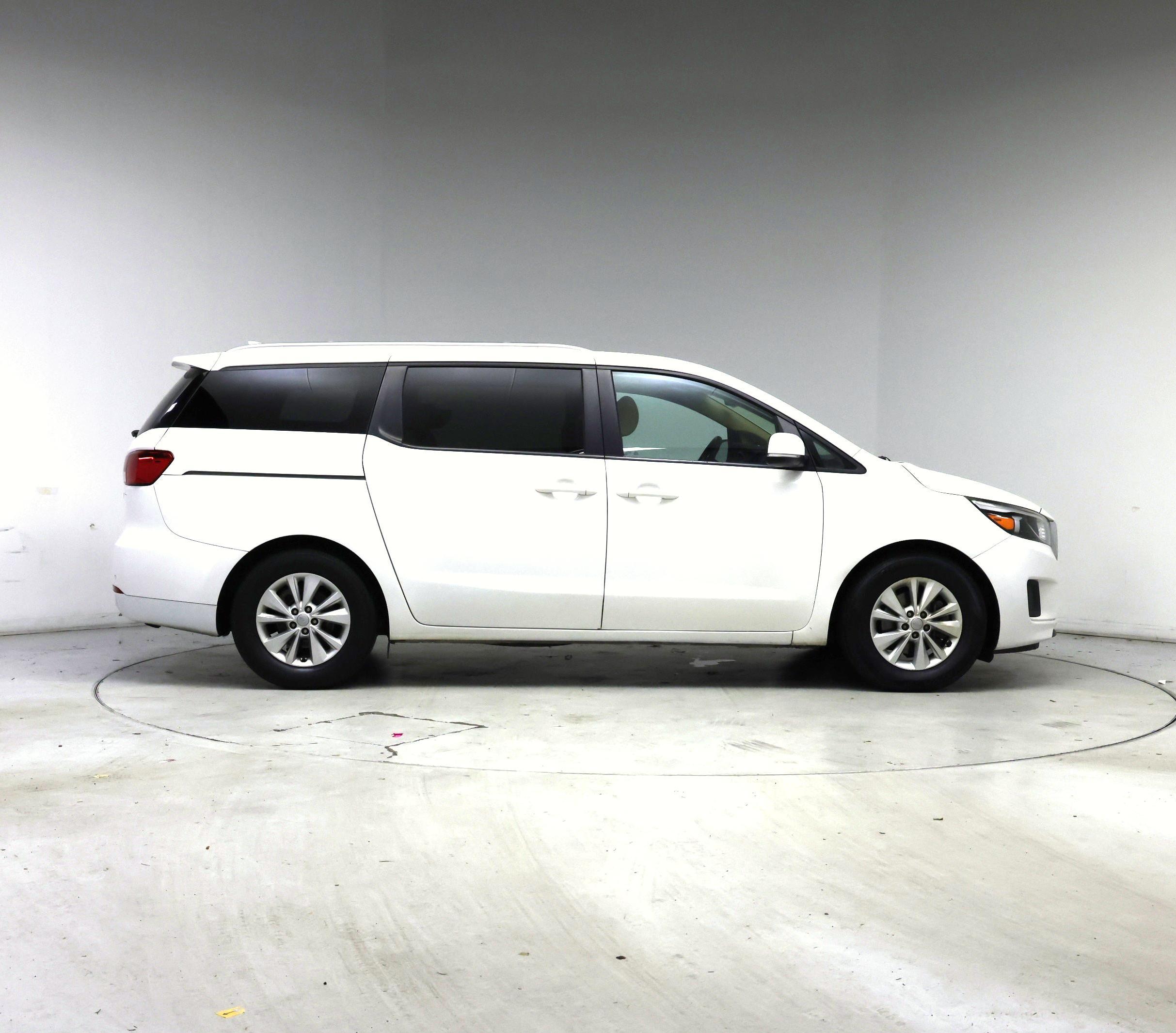 Thumbnail: 2016 Kia Sedona - 7