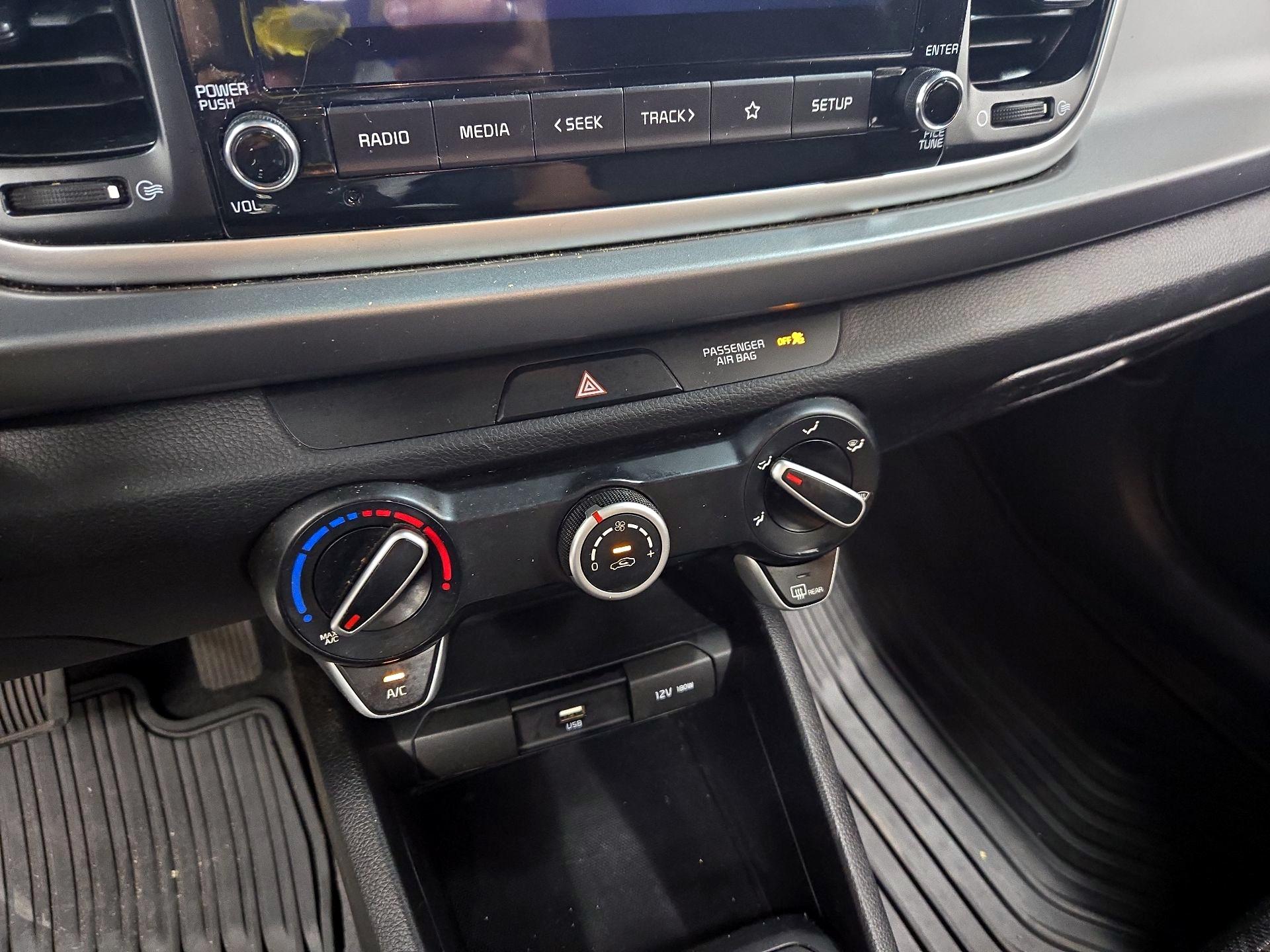 Thumbnail: 2021 Kia Rio5 - 16