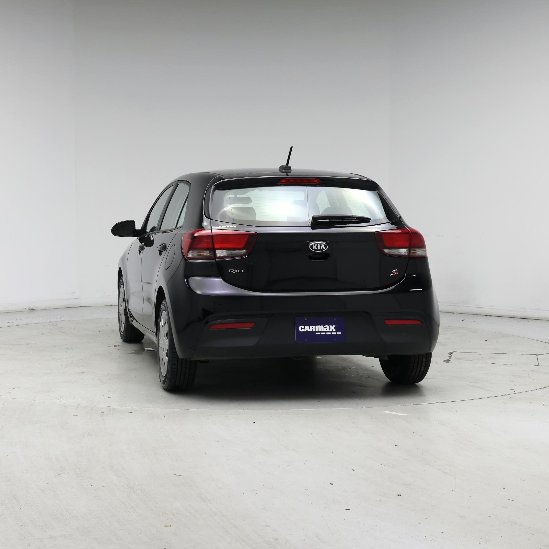 Thumbnail: 2021 Kia Rio5 - 6