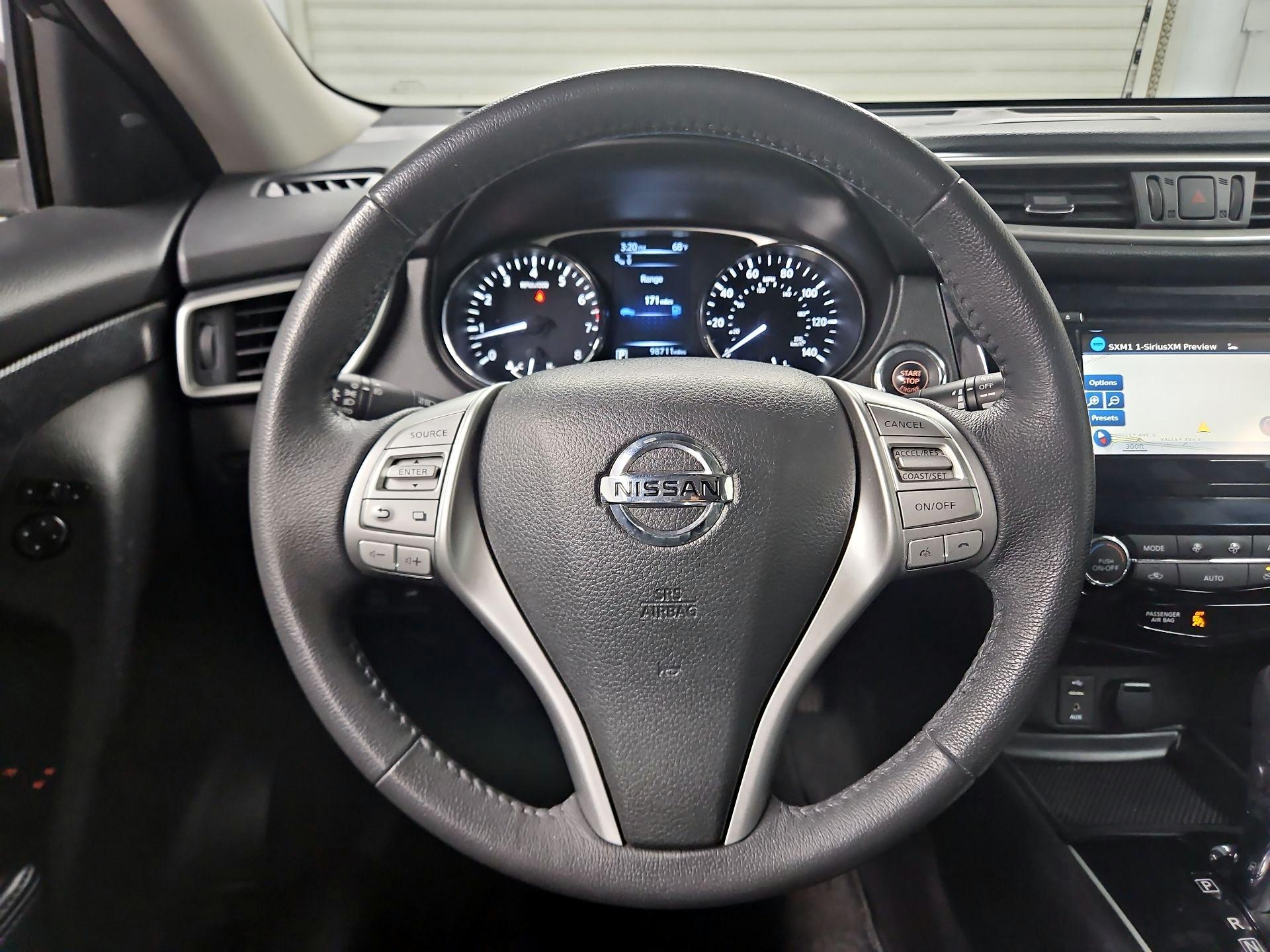 Thumbnail: 2016 Nissan Rogue - 10