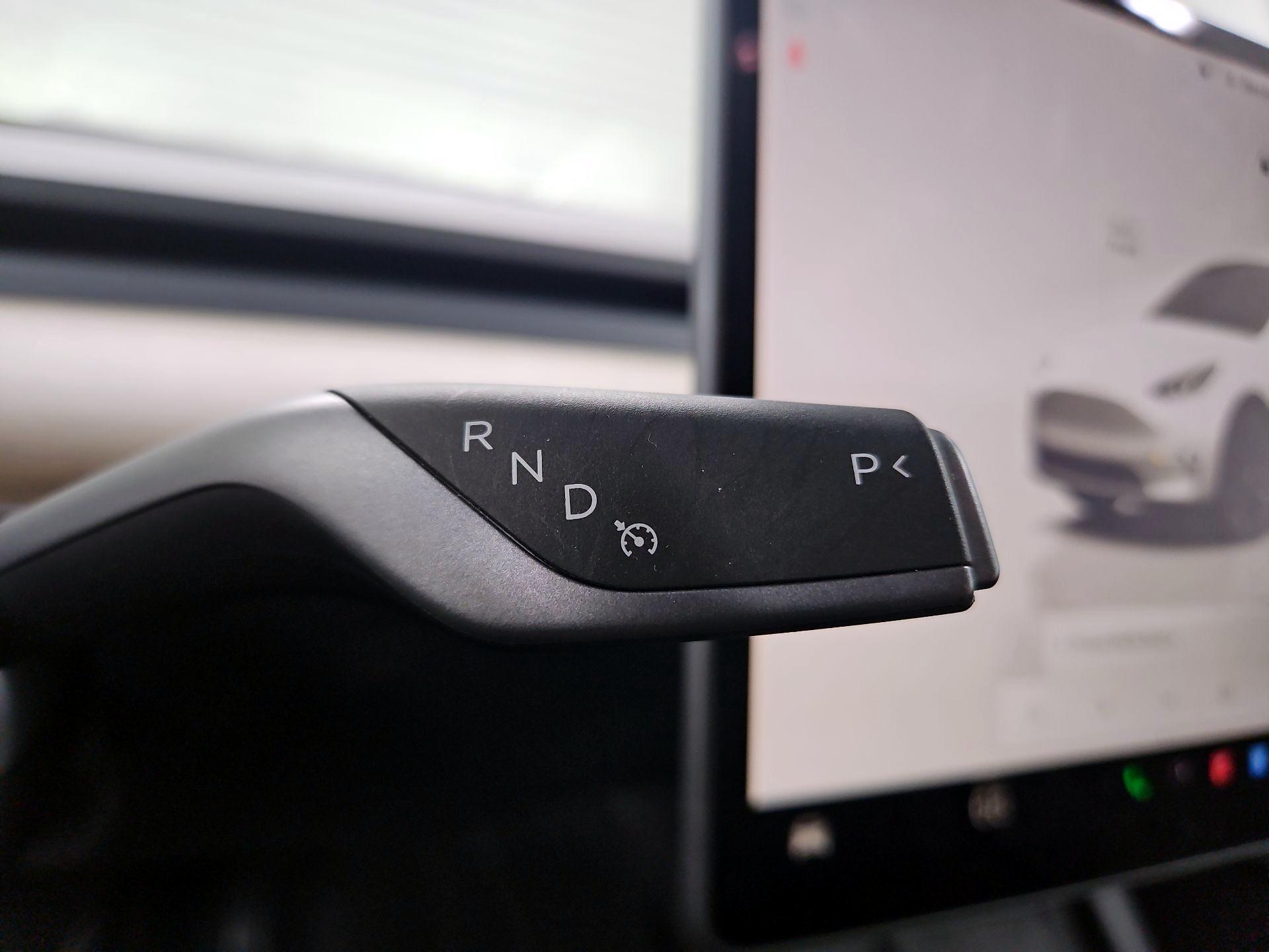 Thumbnail: 2025 Tesla Model Y - 17