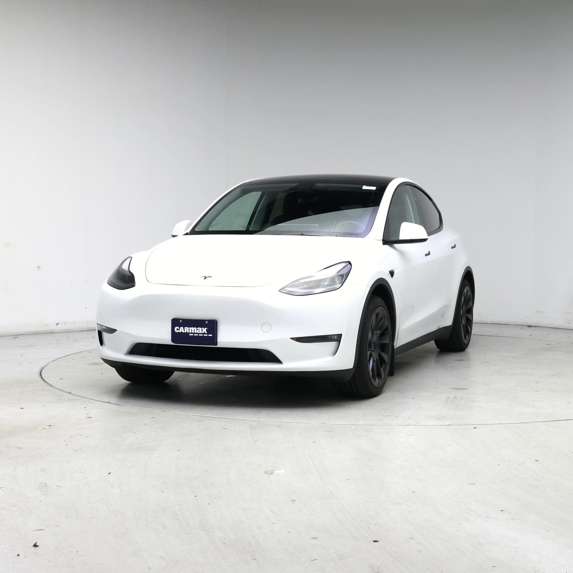 Thumbnail: 2025 Tesla Model Y - 4