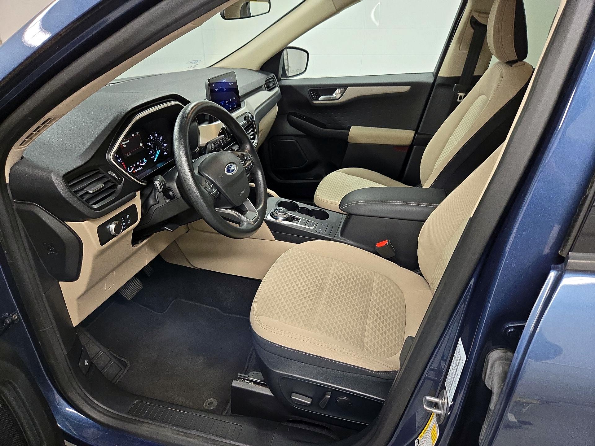 Thumbnail: 2020 Ford Escape - 11