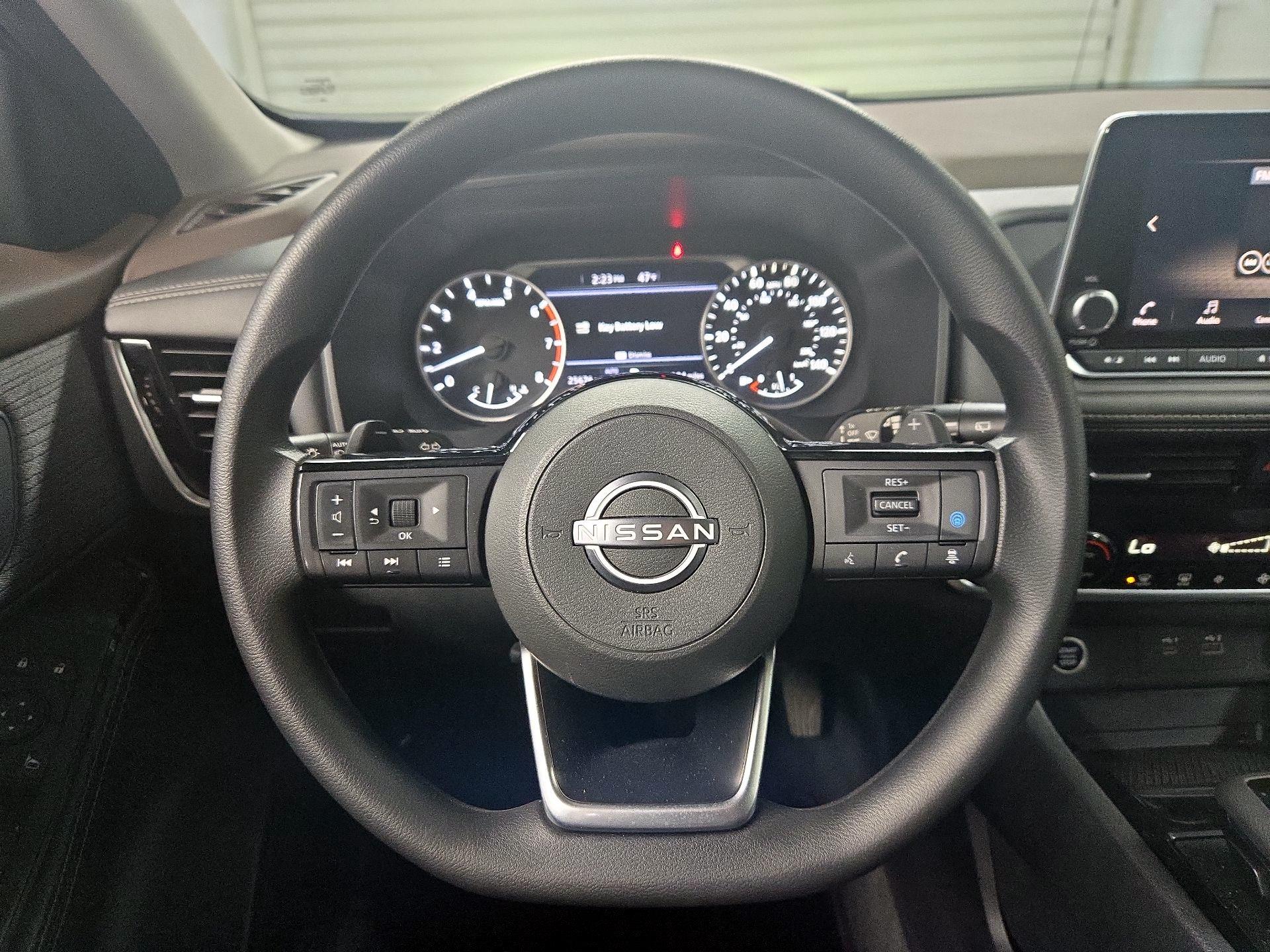 Thumbnail: 2022 Nissan Rogue - 10