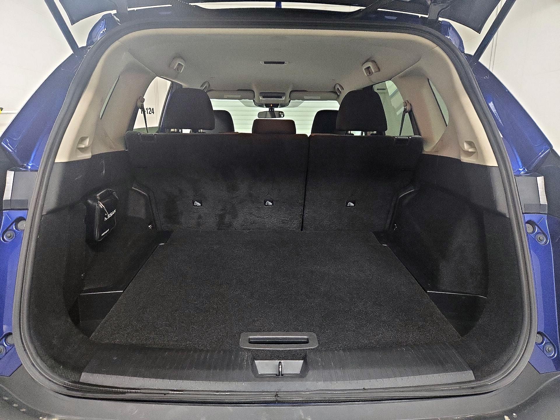 Thumbnail: 2022 Nissan Rogue - 20