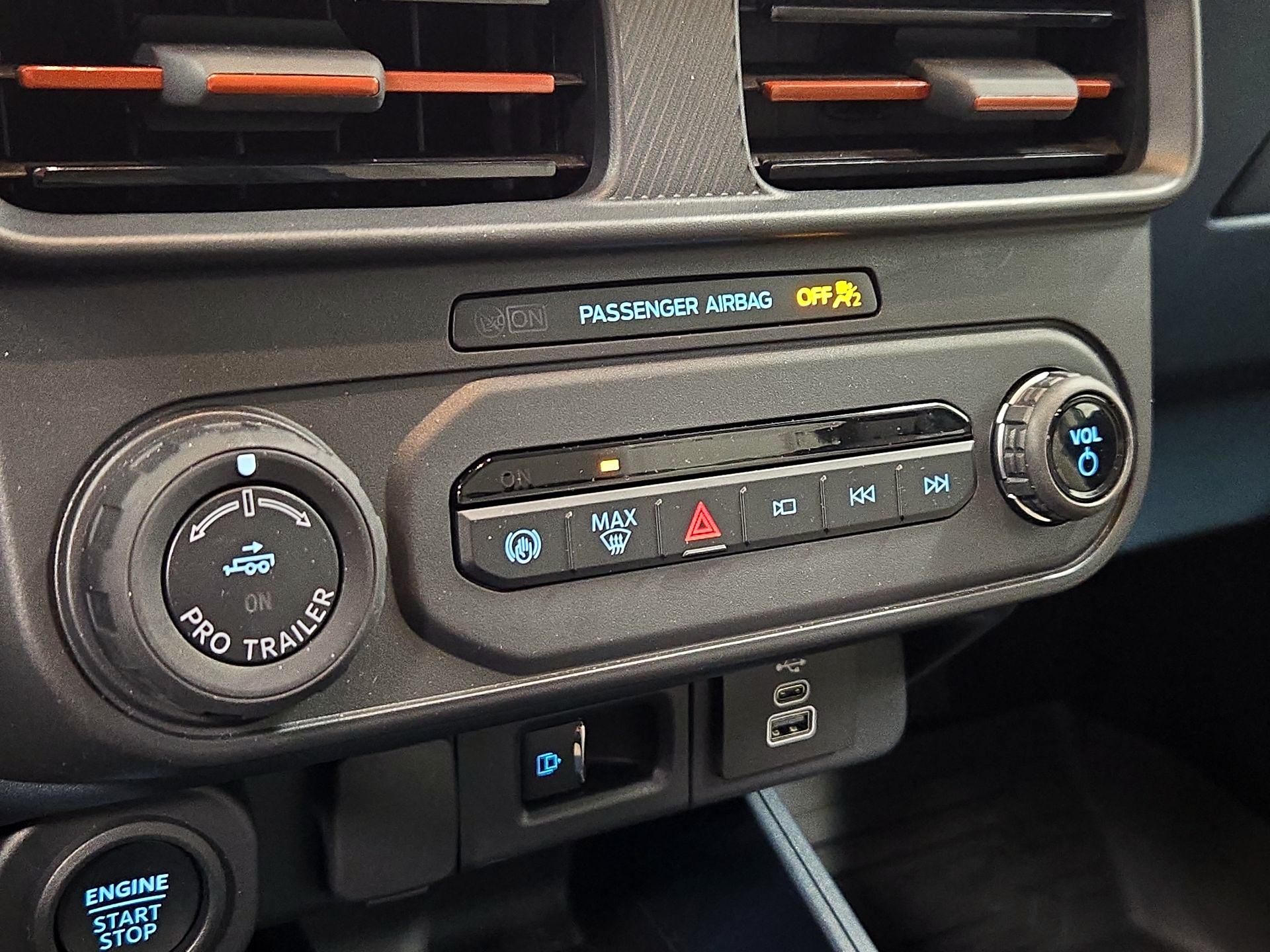 Thumbnail: 2025 Ford Maverick - 17