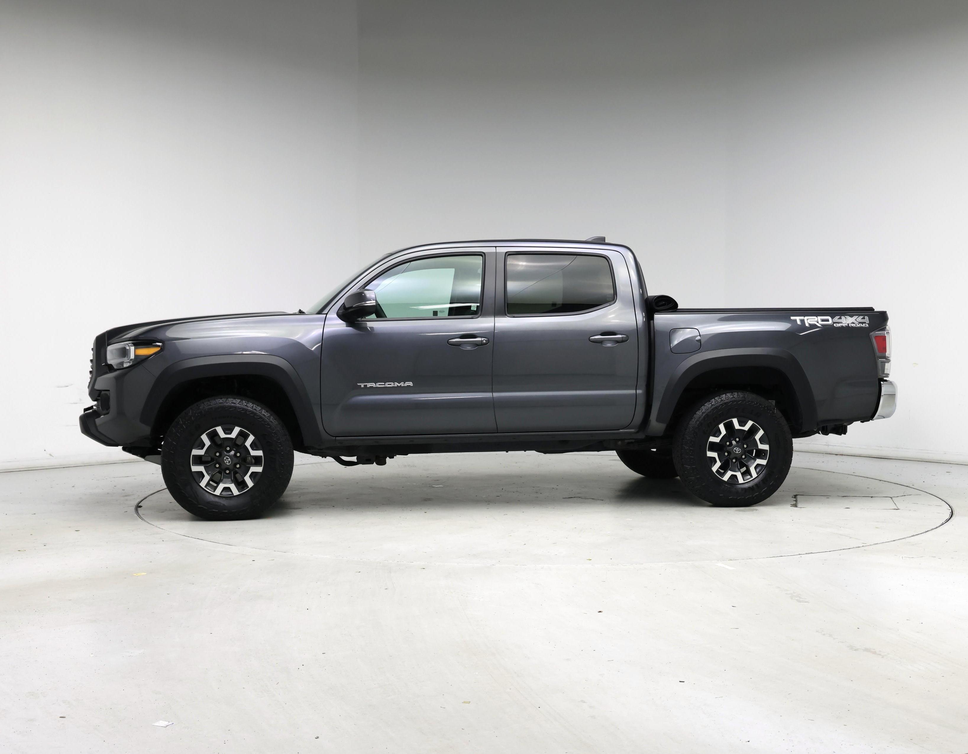Thumbnail: 2022 Toyota Tacoma - 3