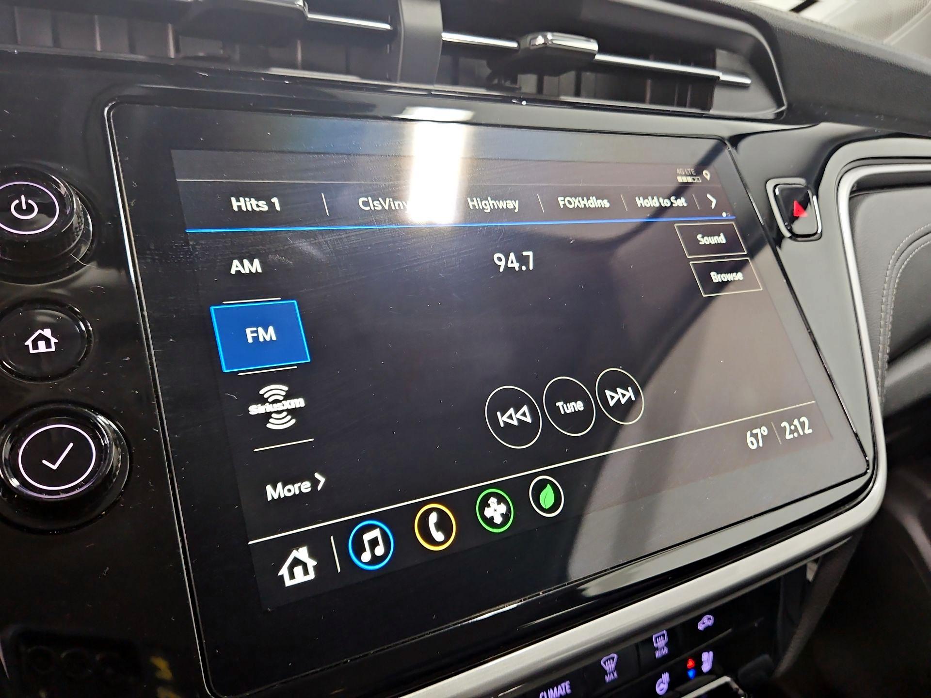 Thumbnail: 2022 Chevrolet Bolt EUV - 15