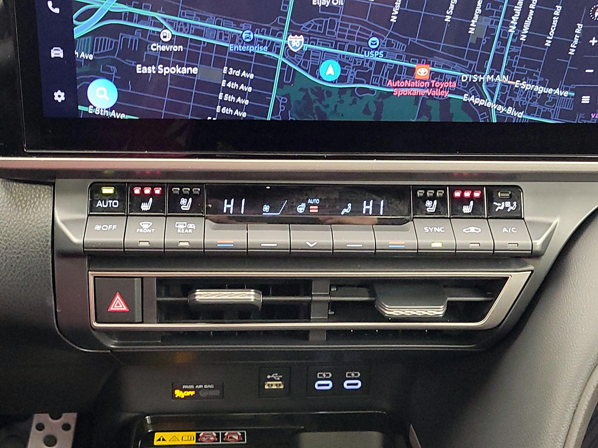 Thumbnail: 2025 Toyota Camry - 17