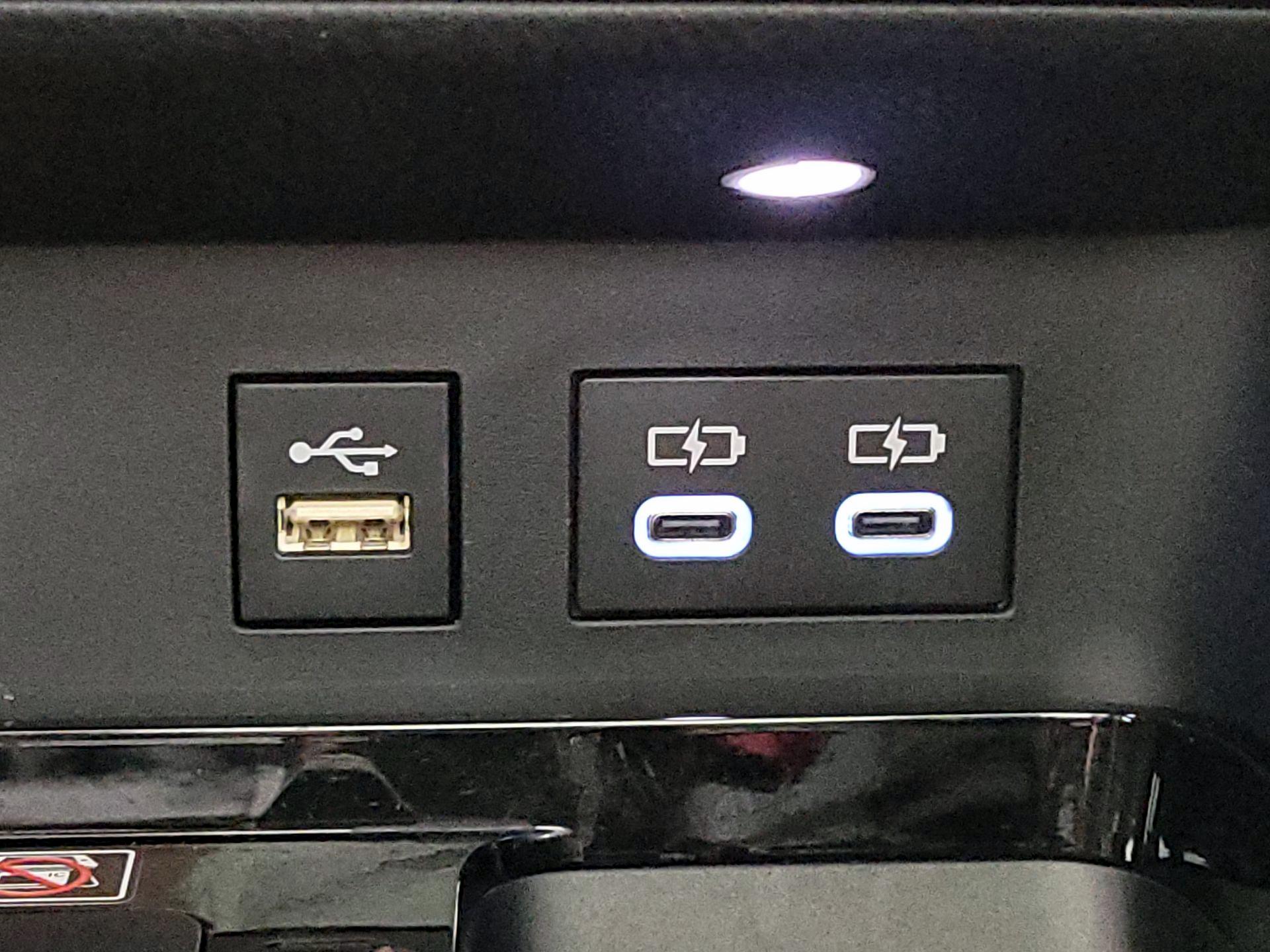 Thumbnail: 2025 Toyota Camry - 19