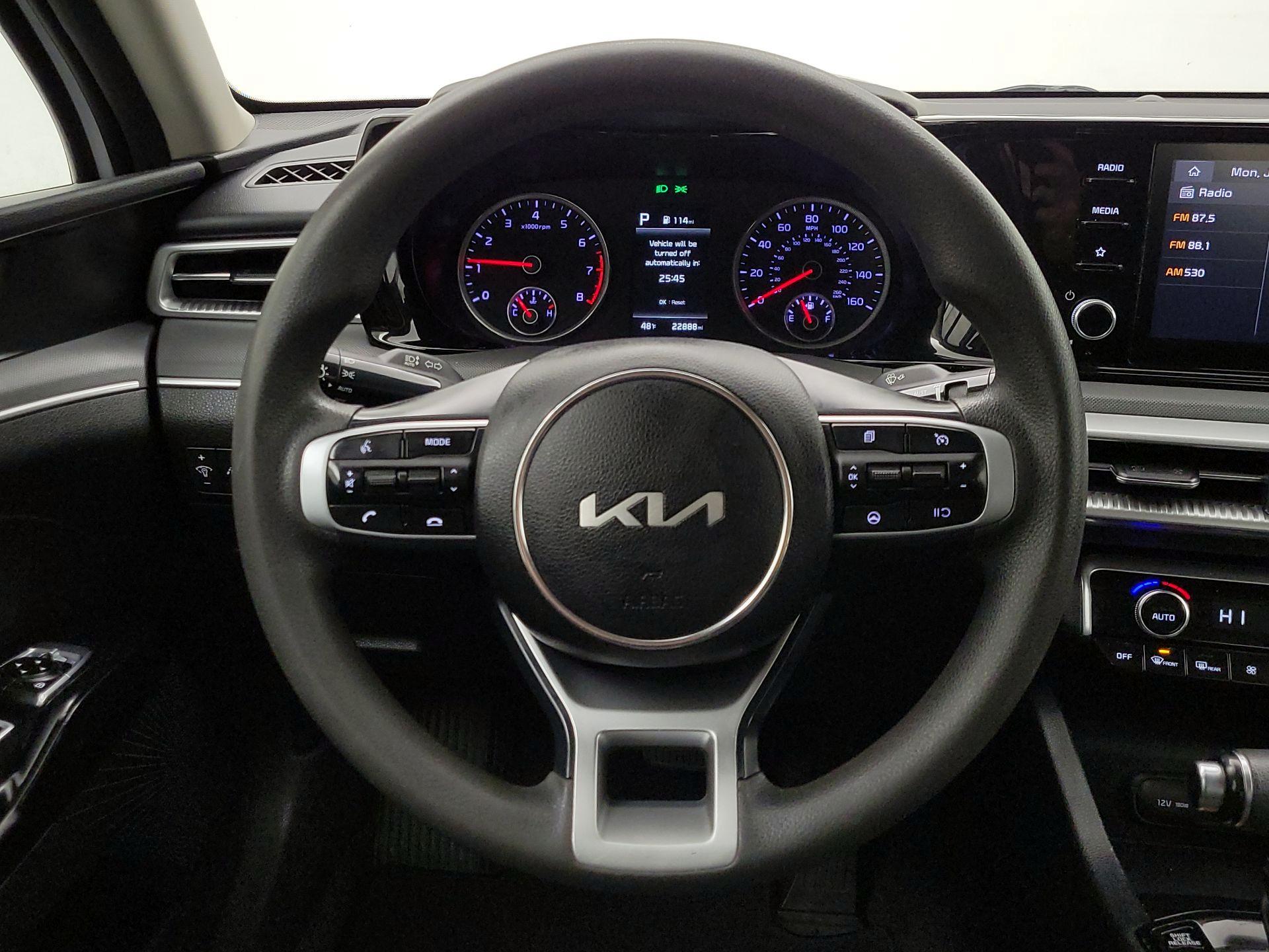 Thumbnail: 2023 Kia K5 - 10