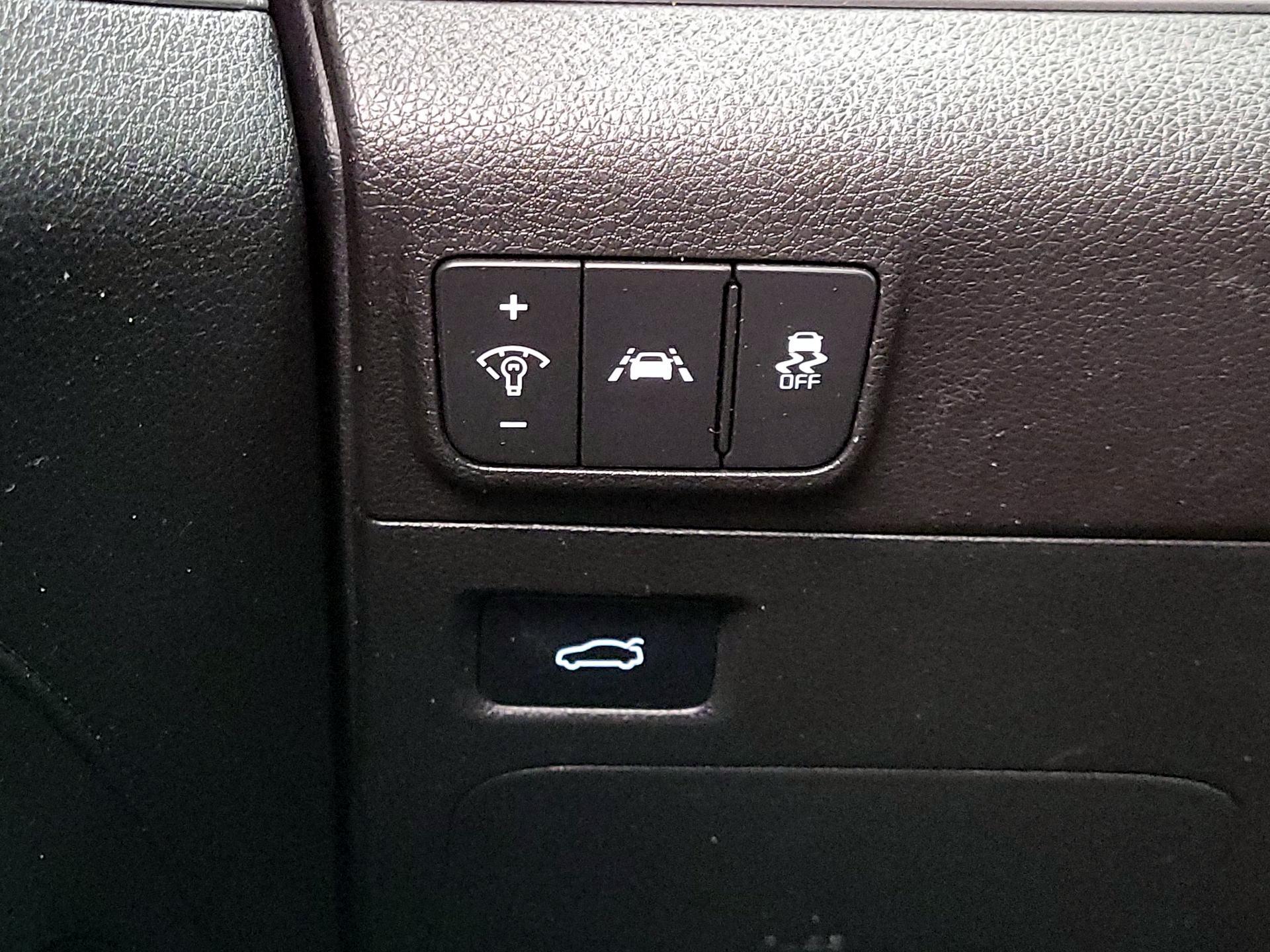 Thumbnail: 2023 Kia K5 - 13