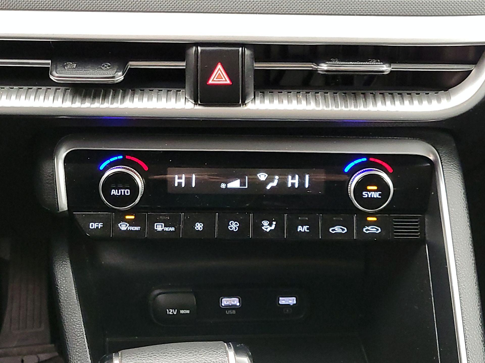 Thumbnail: 2023 Kia K5 - 16