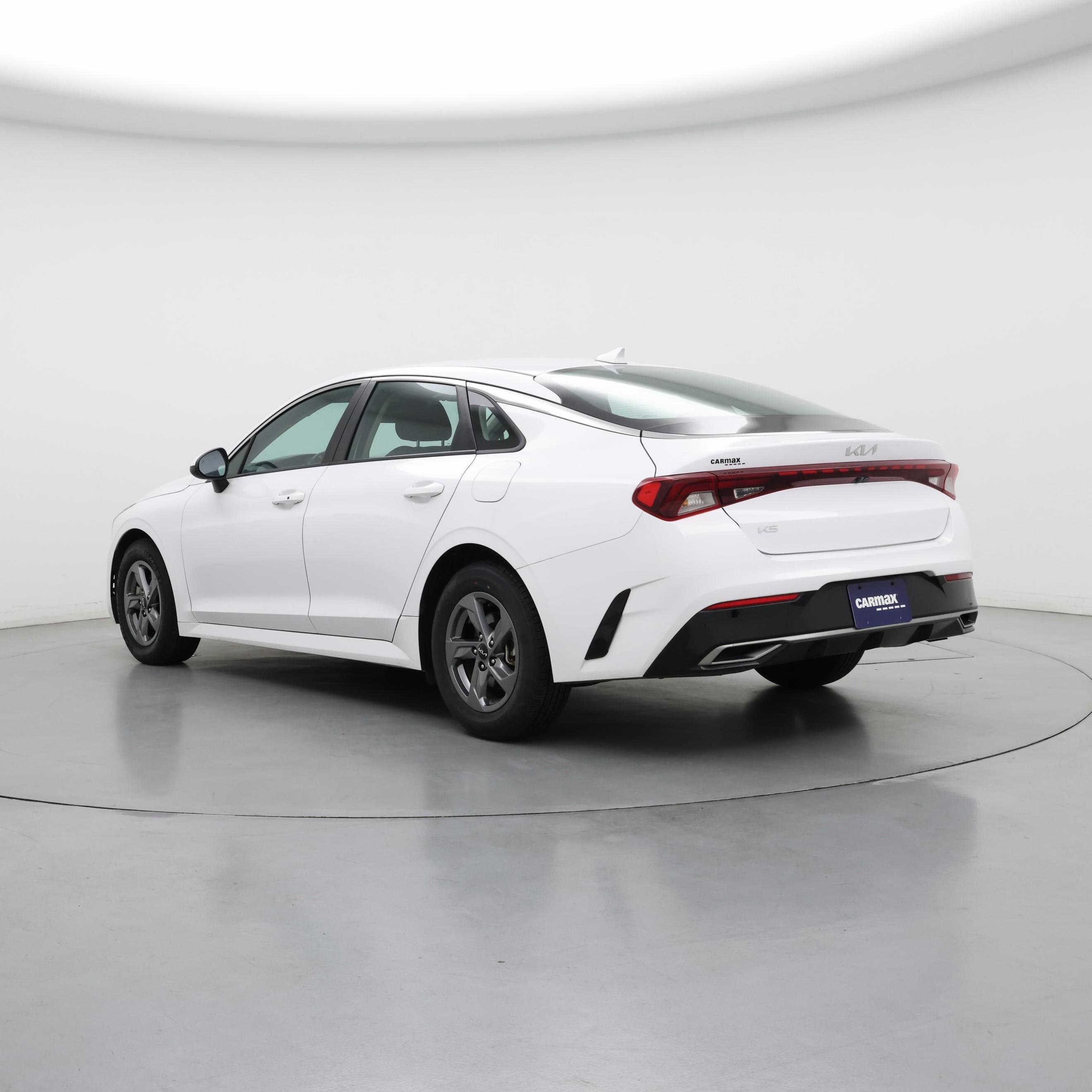 Thumbnail: 2023 Kia K5 - 2