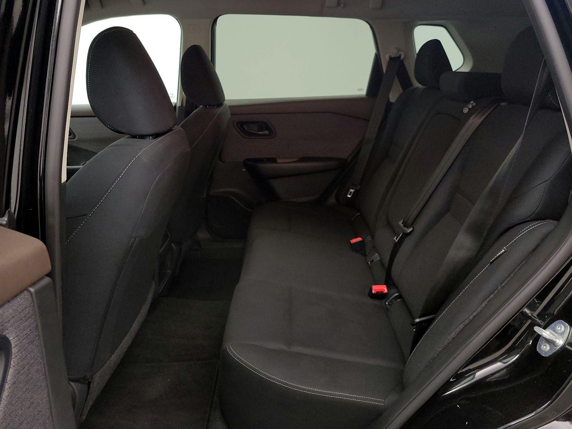 Thumbnail: 2023 Nissan Rogue - 19