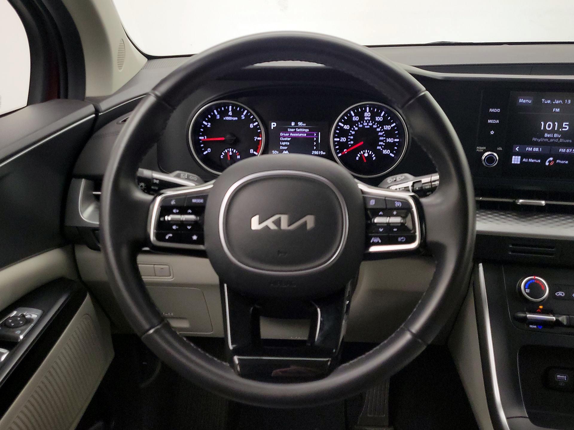 Thumbnail: 2024 Kia Carnival - 10