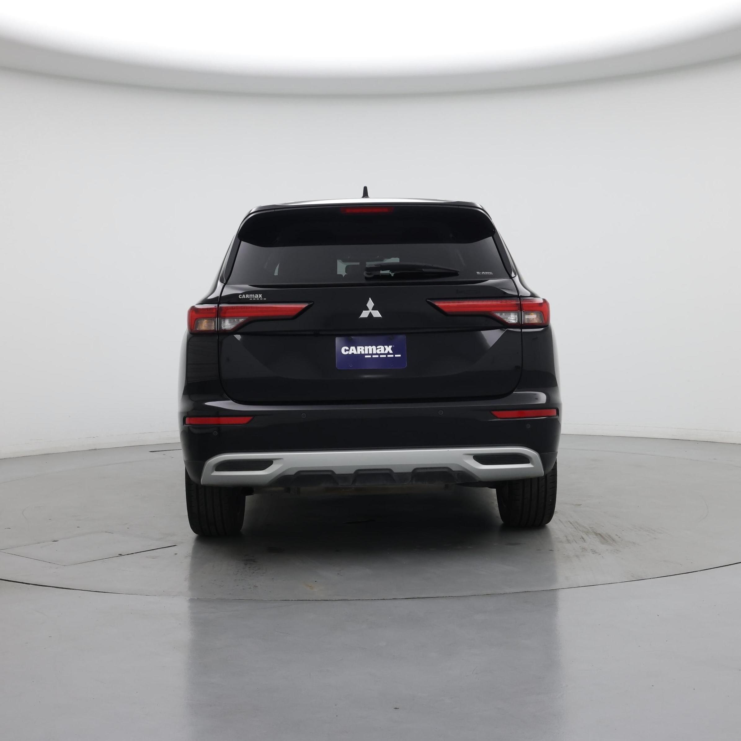 Thumbnail: 2024 Mitsubishi Outlander - 6