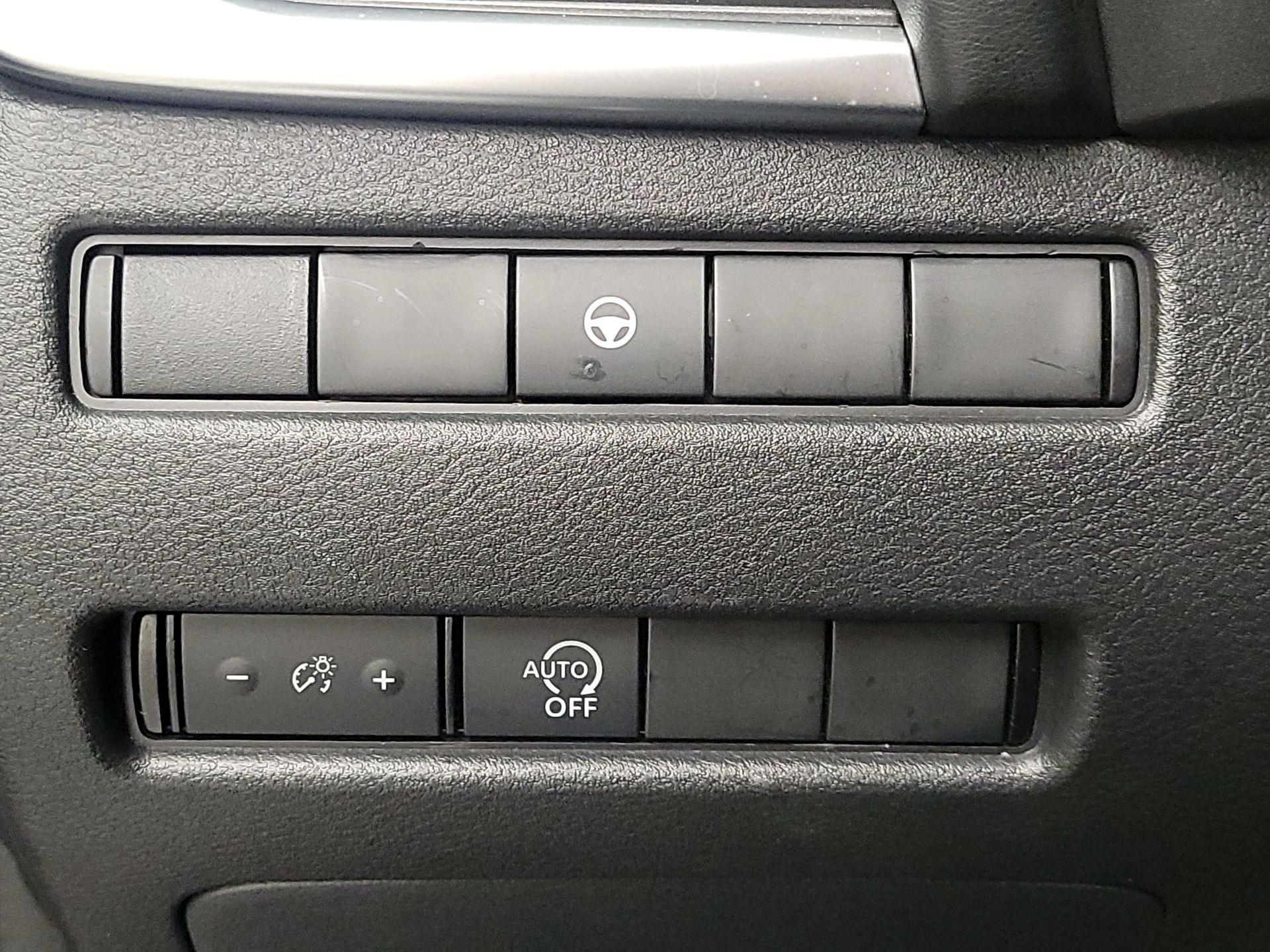 Thumbnail: 2023 Nissan Rogue - 13