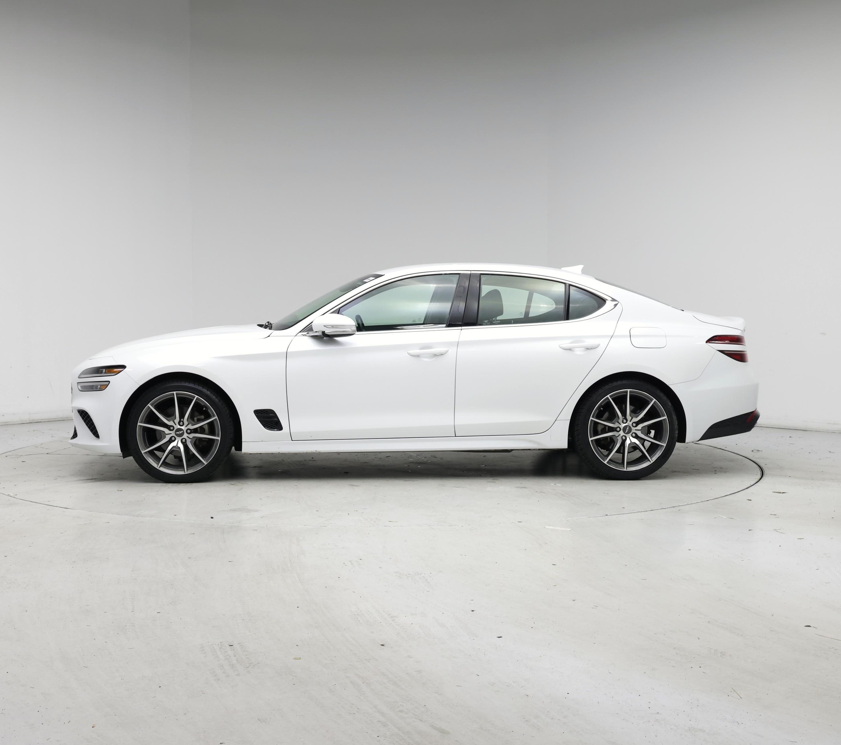 Thumbnail: 2023 Genesis G70 - 3