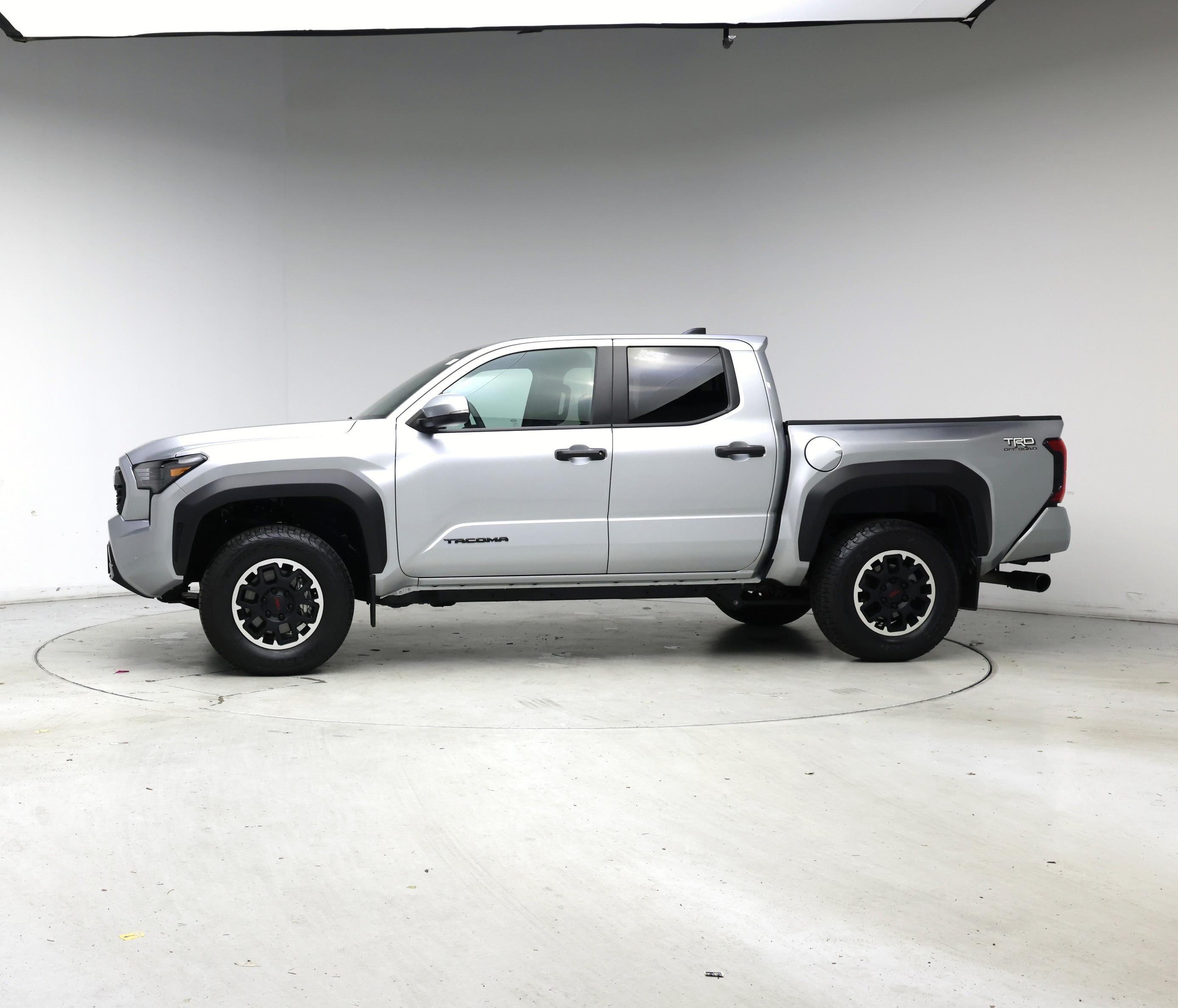 Thumbnail: 2024 Toyota Tacoma - 3