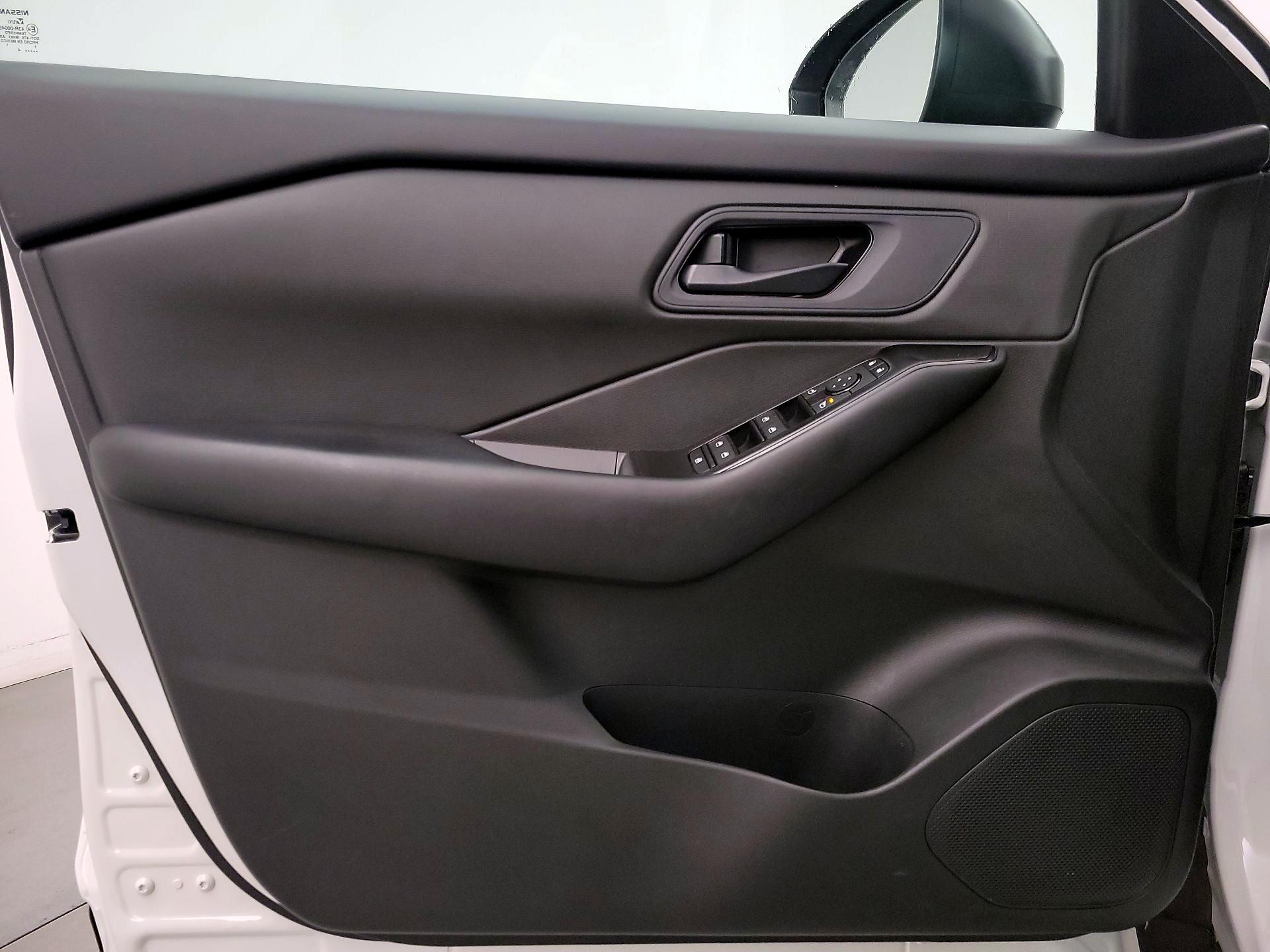 Thumbnail: 2024 Nissan Rogue - 12