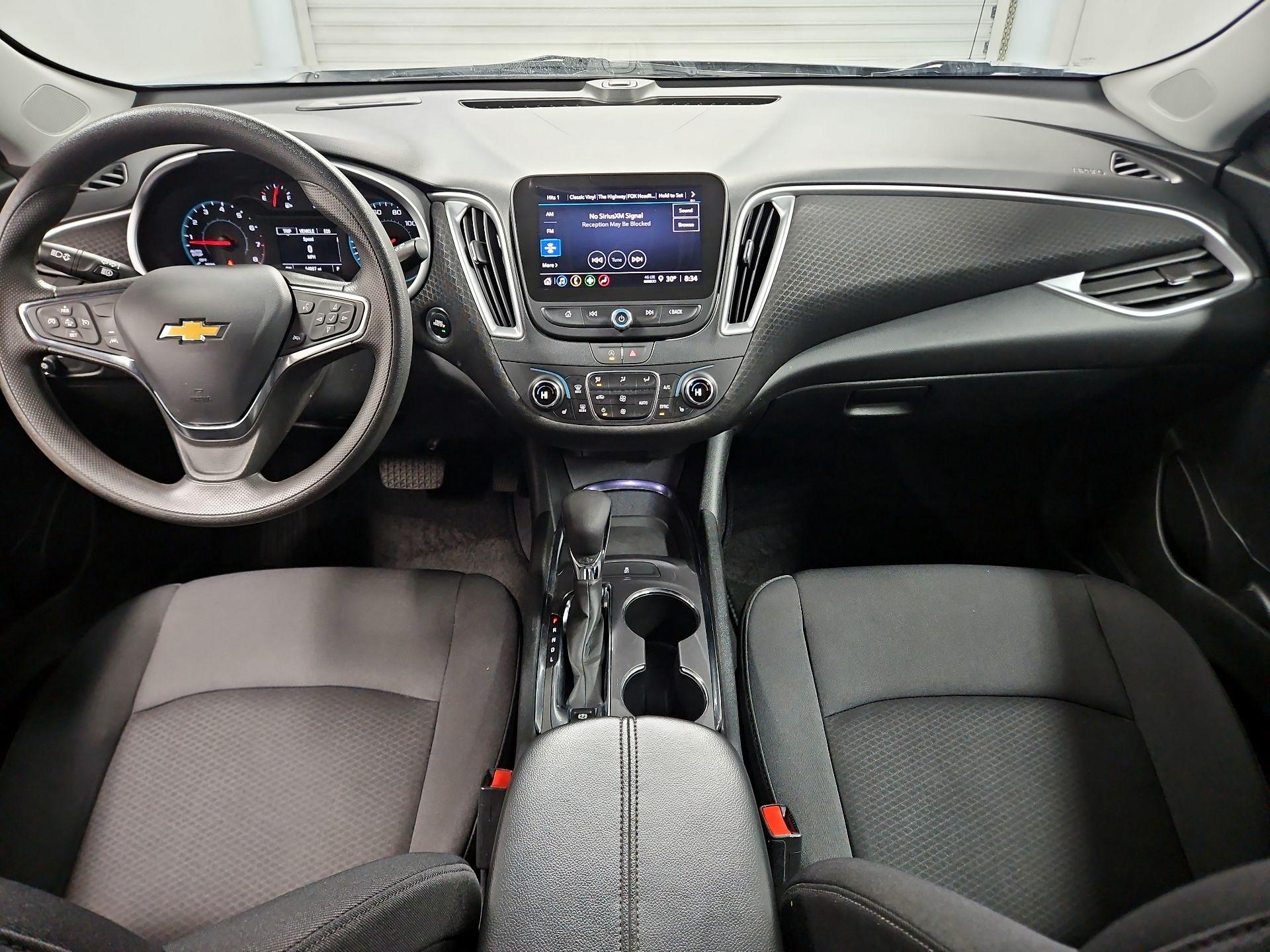 Thumbnail: 2023 Chevrolet Malibu - 9