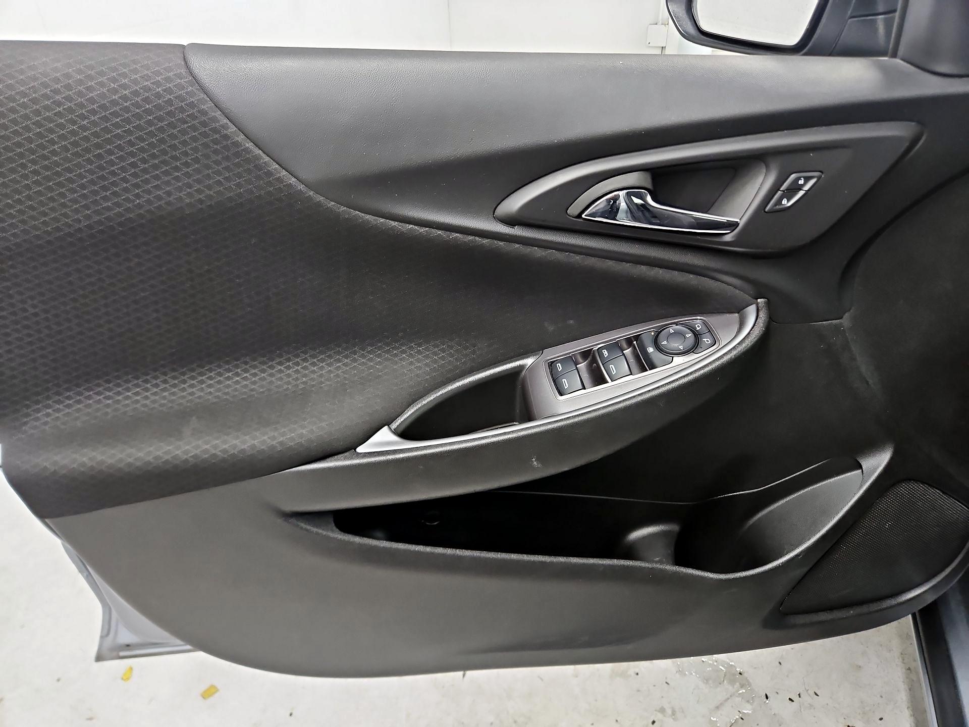 Thumbnail: 2023 Chevrolet Malibu - 12