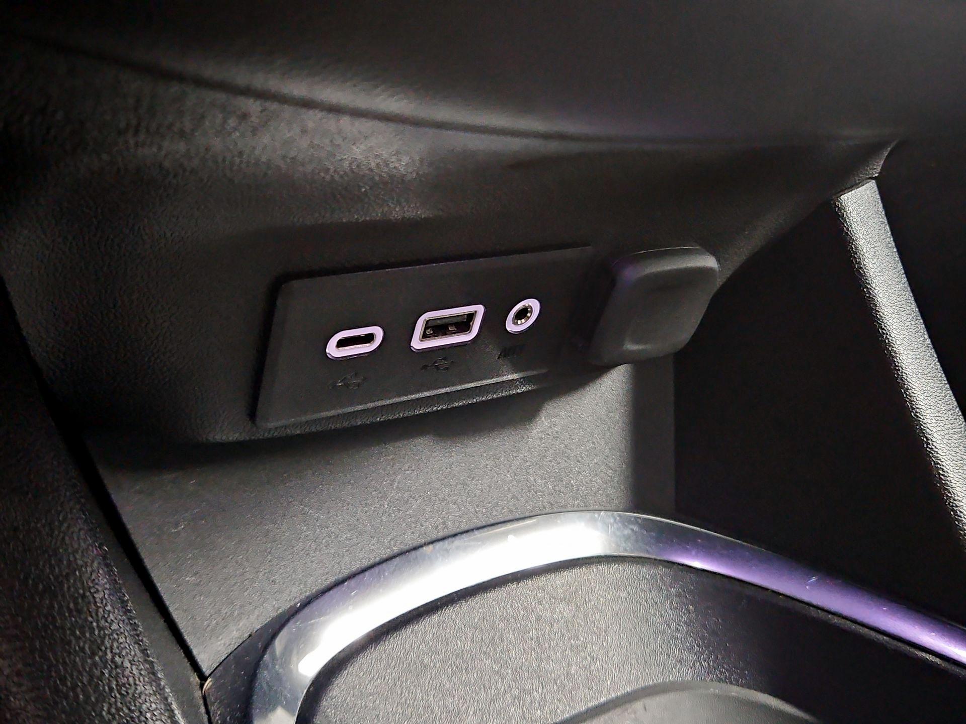 Thumbnail: 2023 Chevrolet Malibu - 18