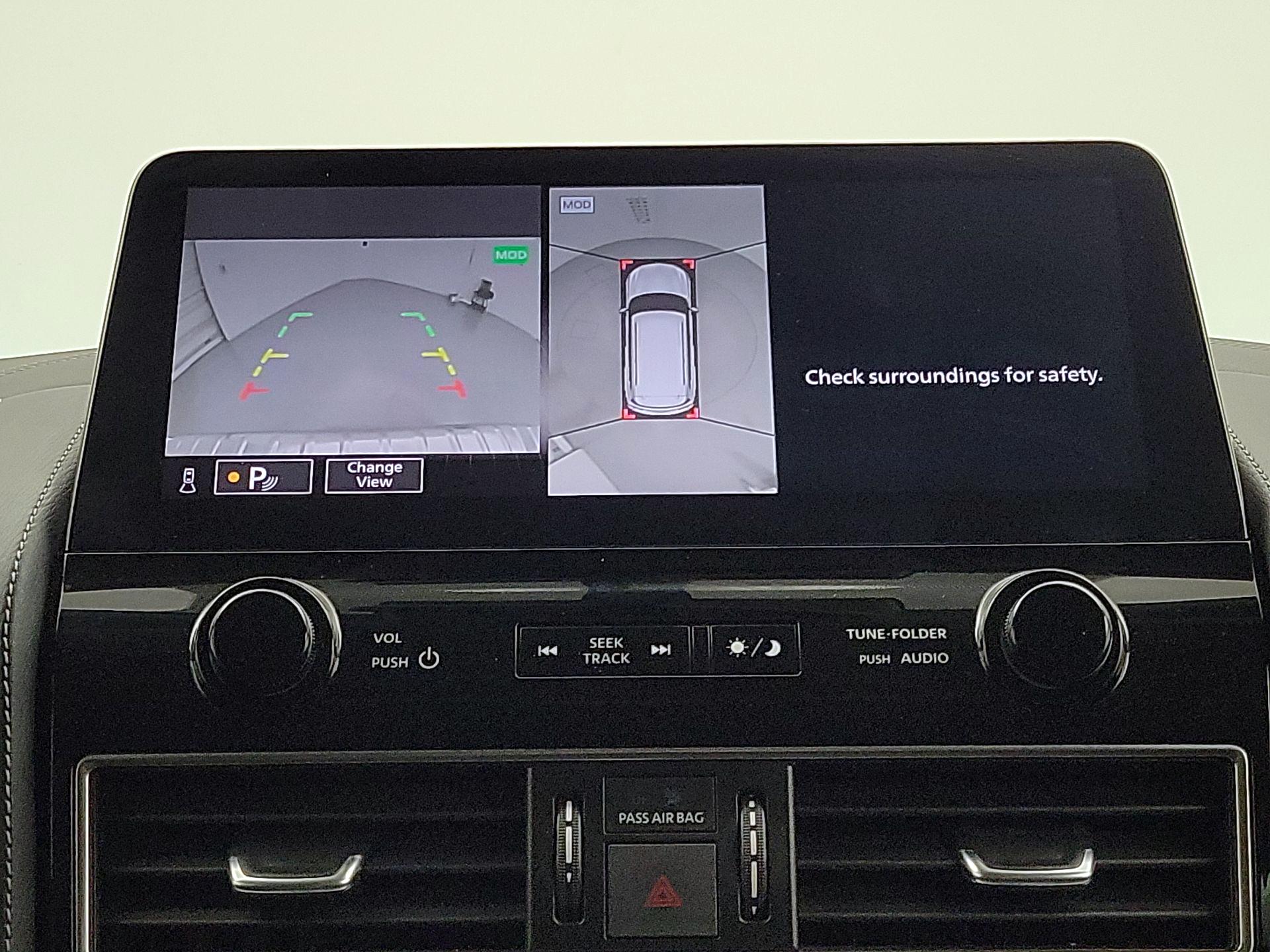 Thumbnail: 2024 INFINITI QX80 - 15