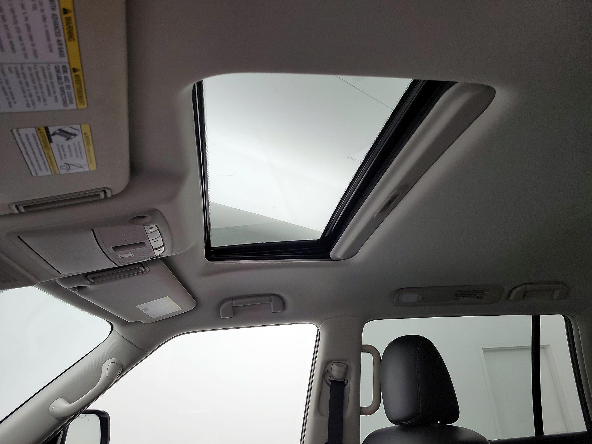 Thumbnail: 2024 INFINITI QX80 - 20