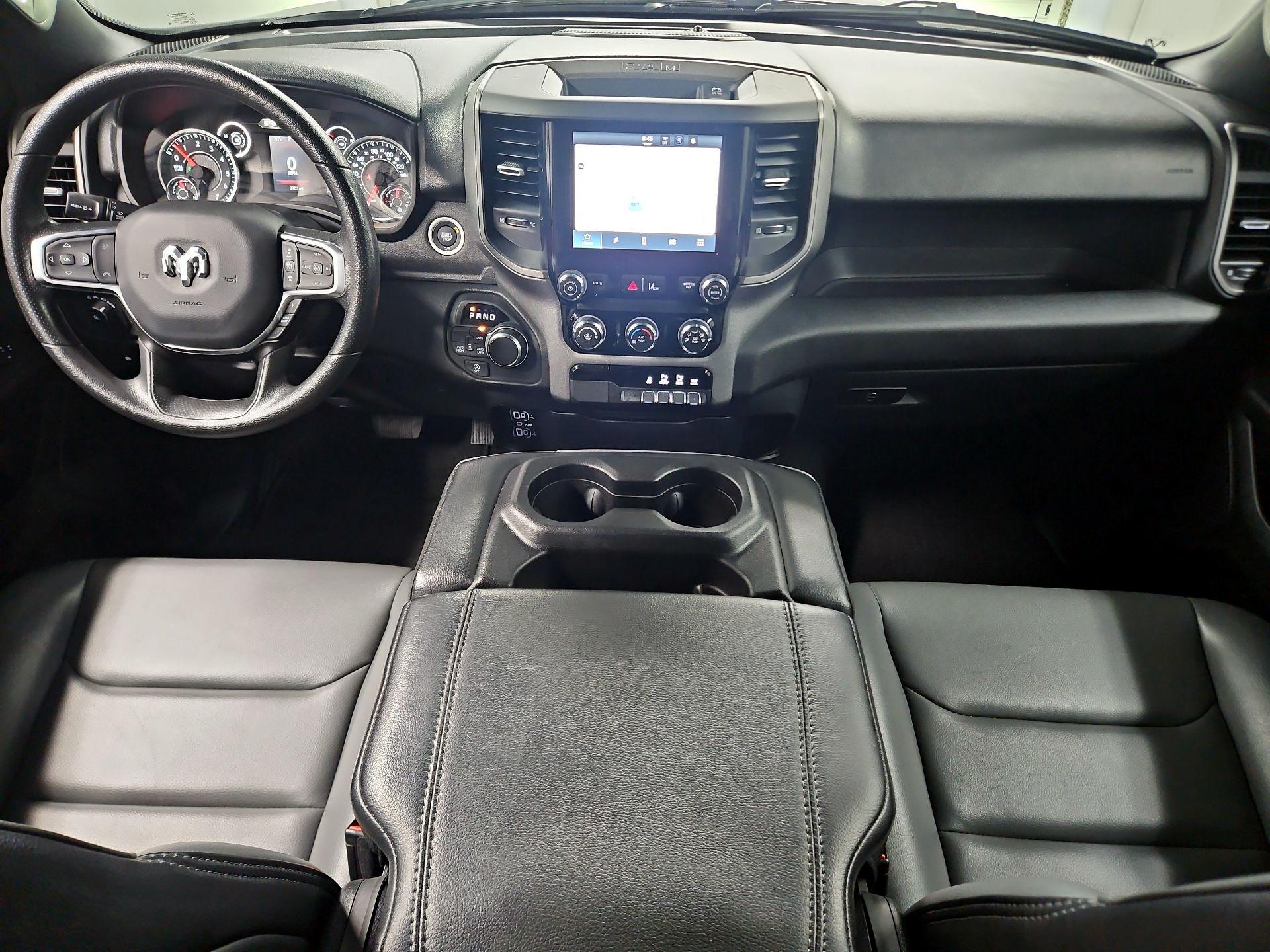 Thumbnail: 2025 RAM 1500 - 9