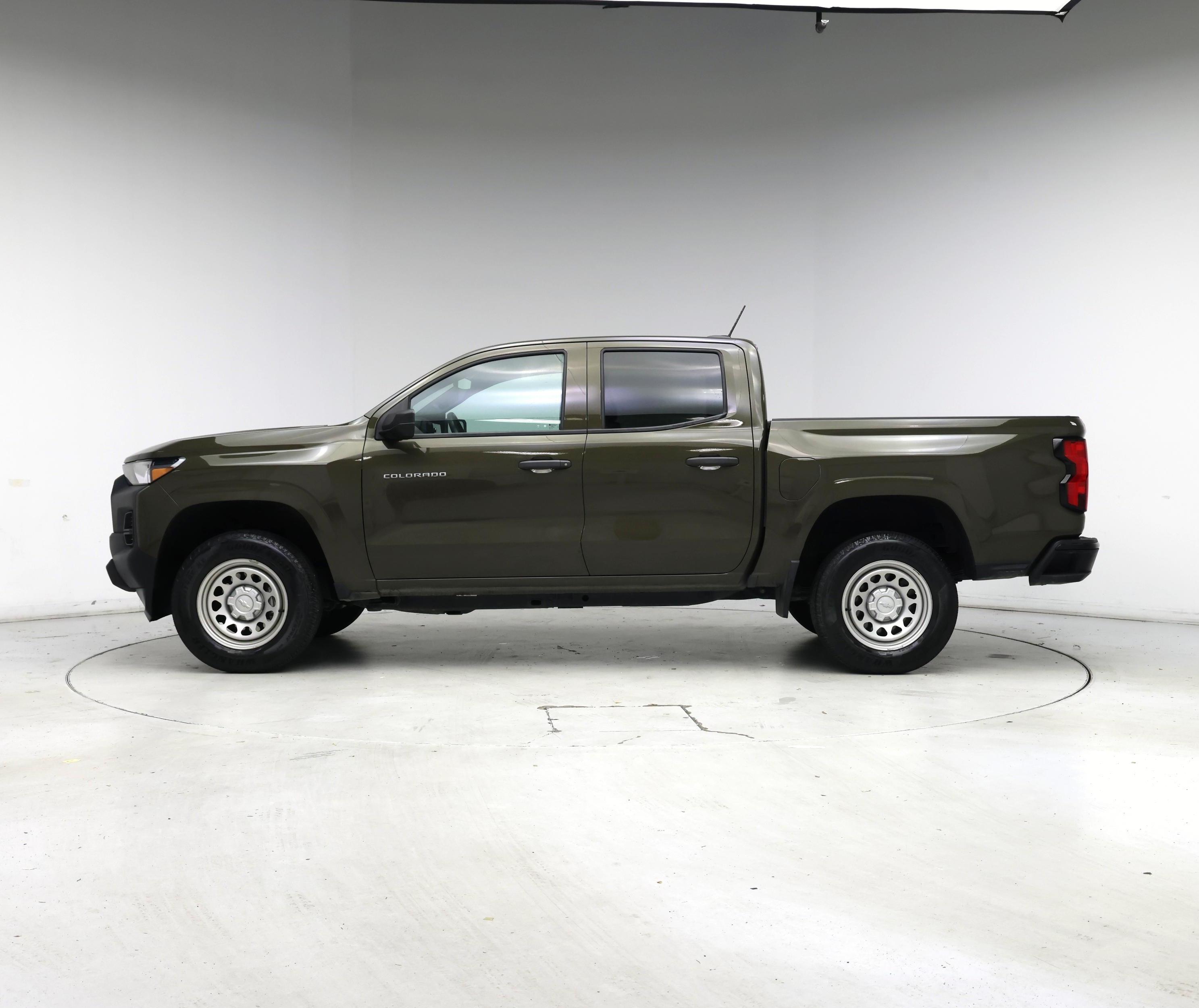 Thumbnail: 2023 Chevrolet Colorado - 7