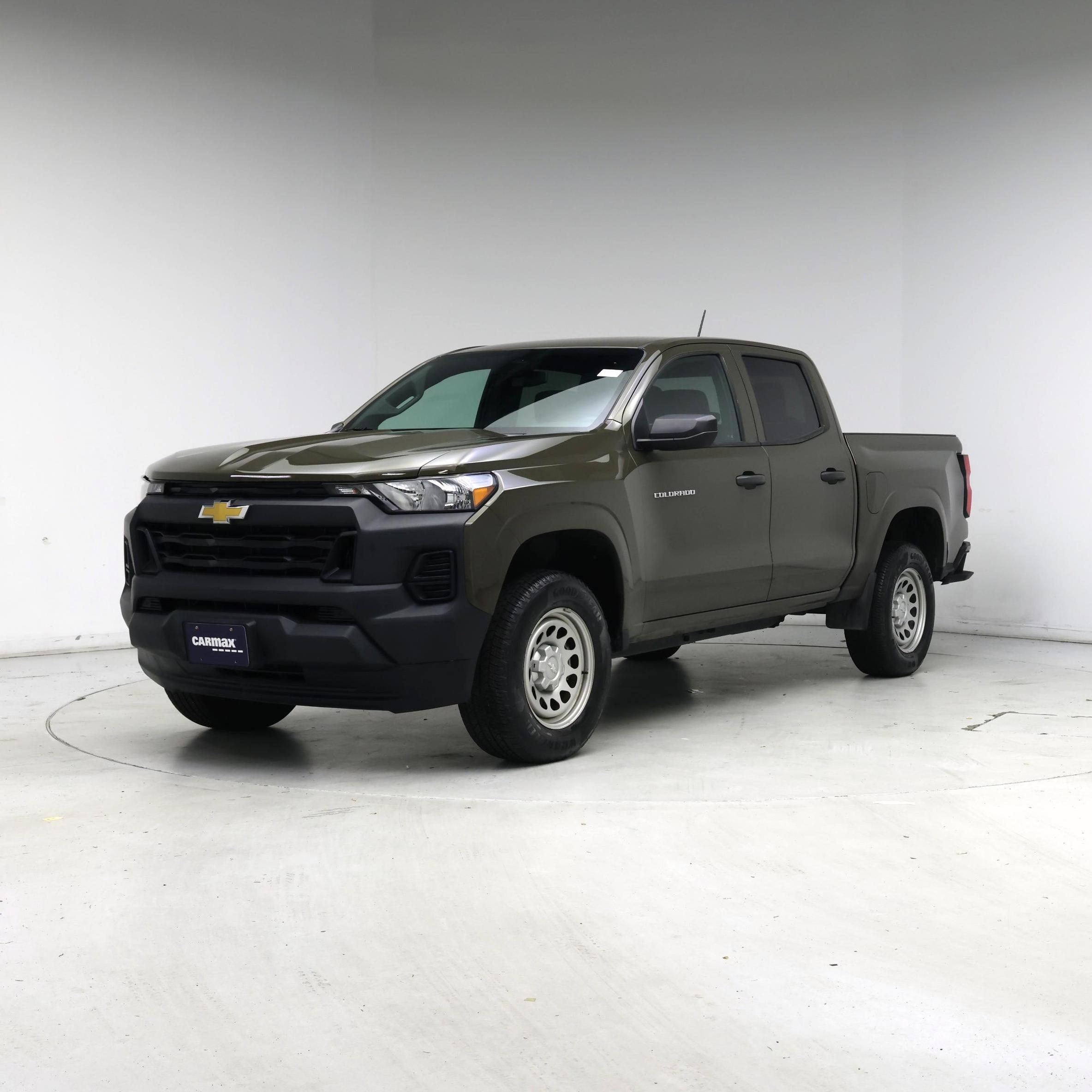 Thumbnail: 2023 Chevrolet Colorado - 8